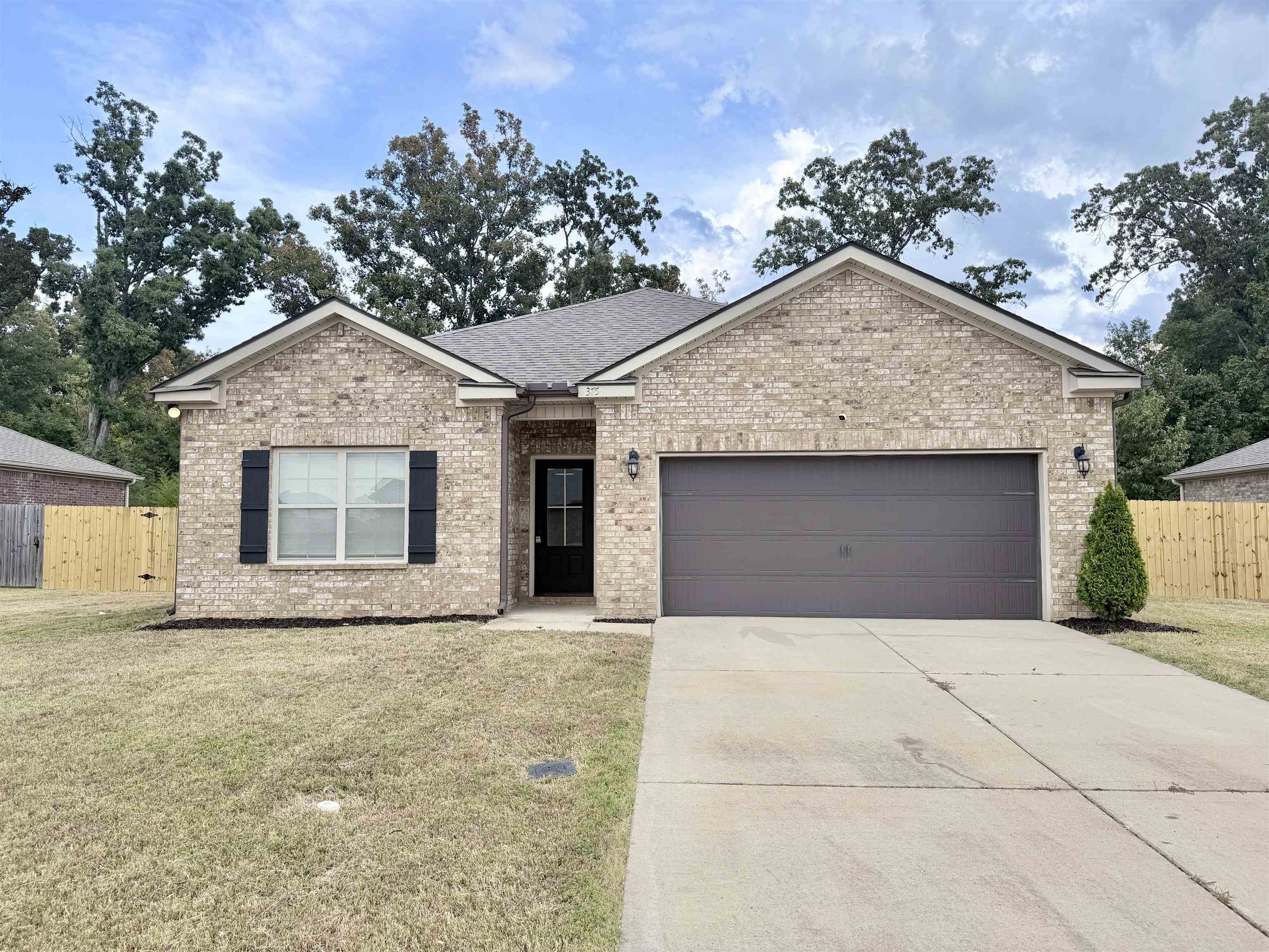 375 Beau Tisdale Dr Property Photo 1