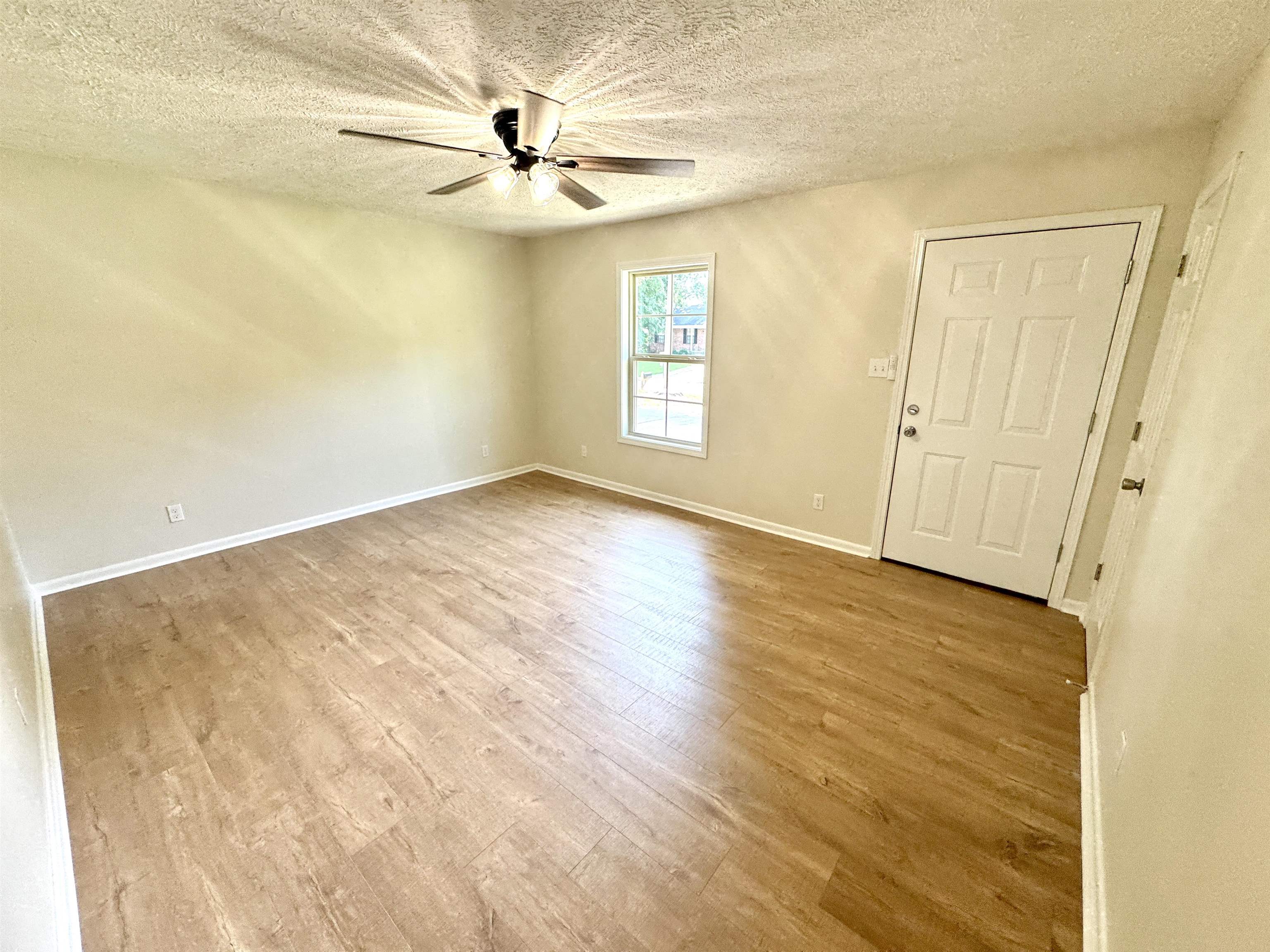 1110 Michael Ln Property Photo 8