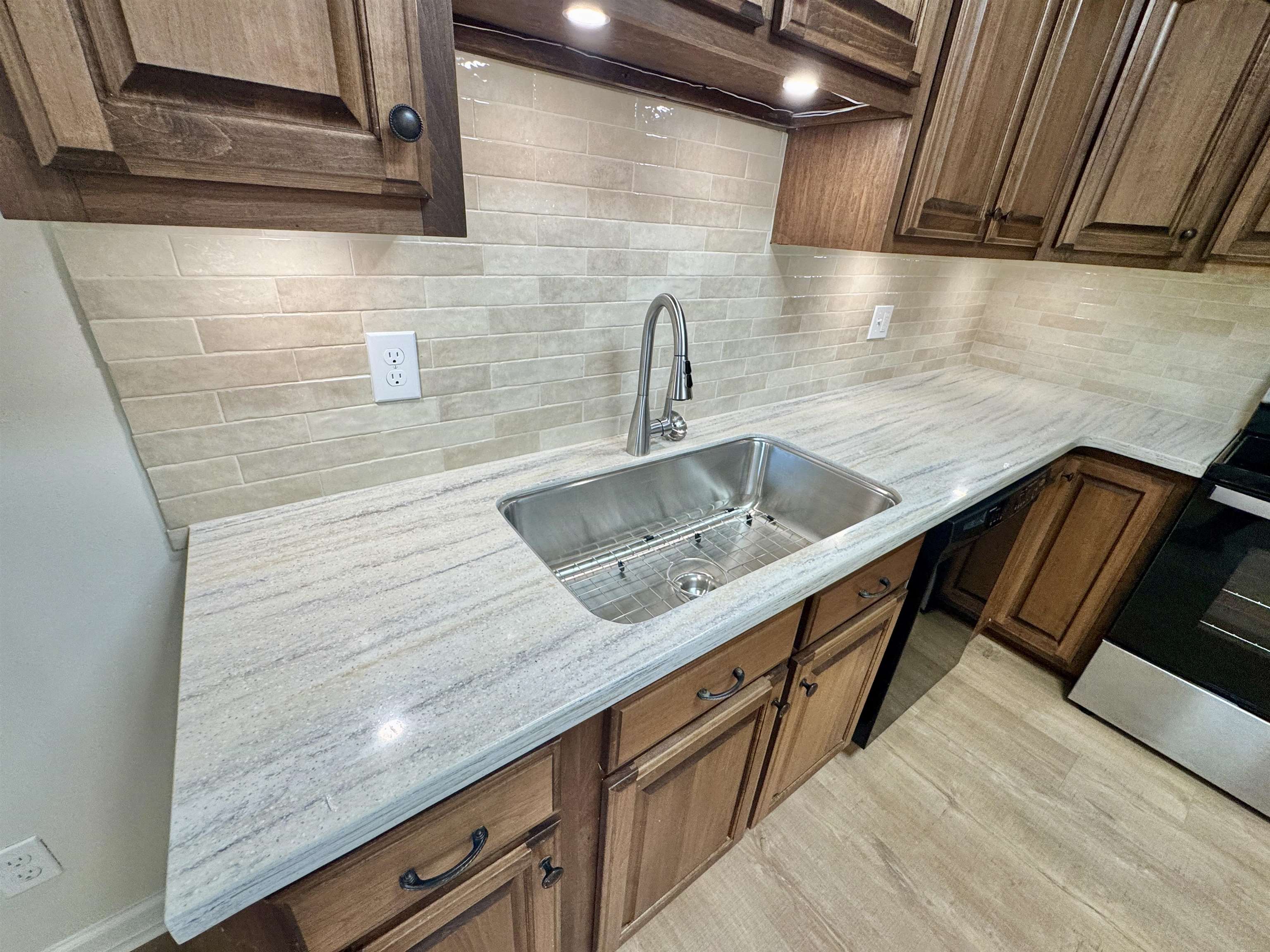 1110 Michael Ln Property Photo 12