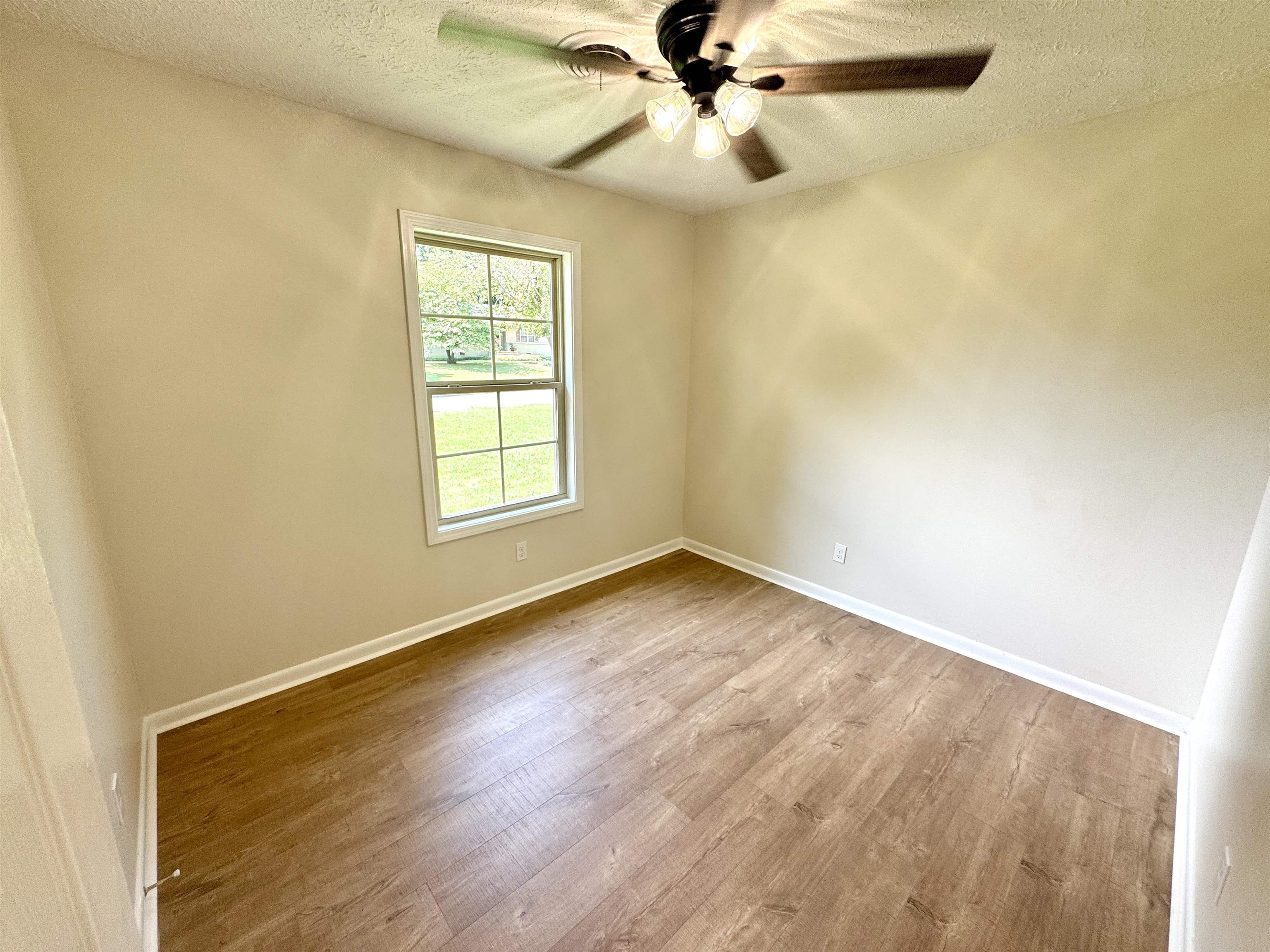 1110 Michael Ln Property Photo 18