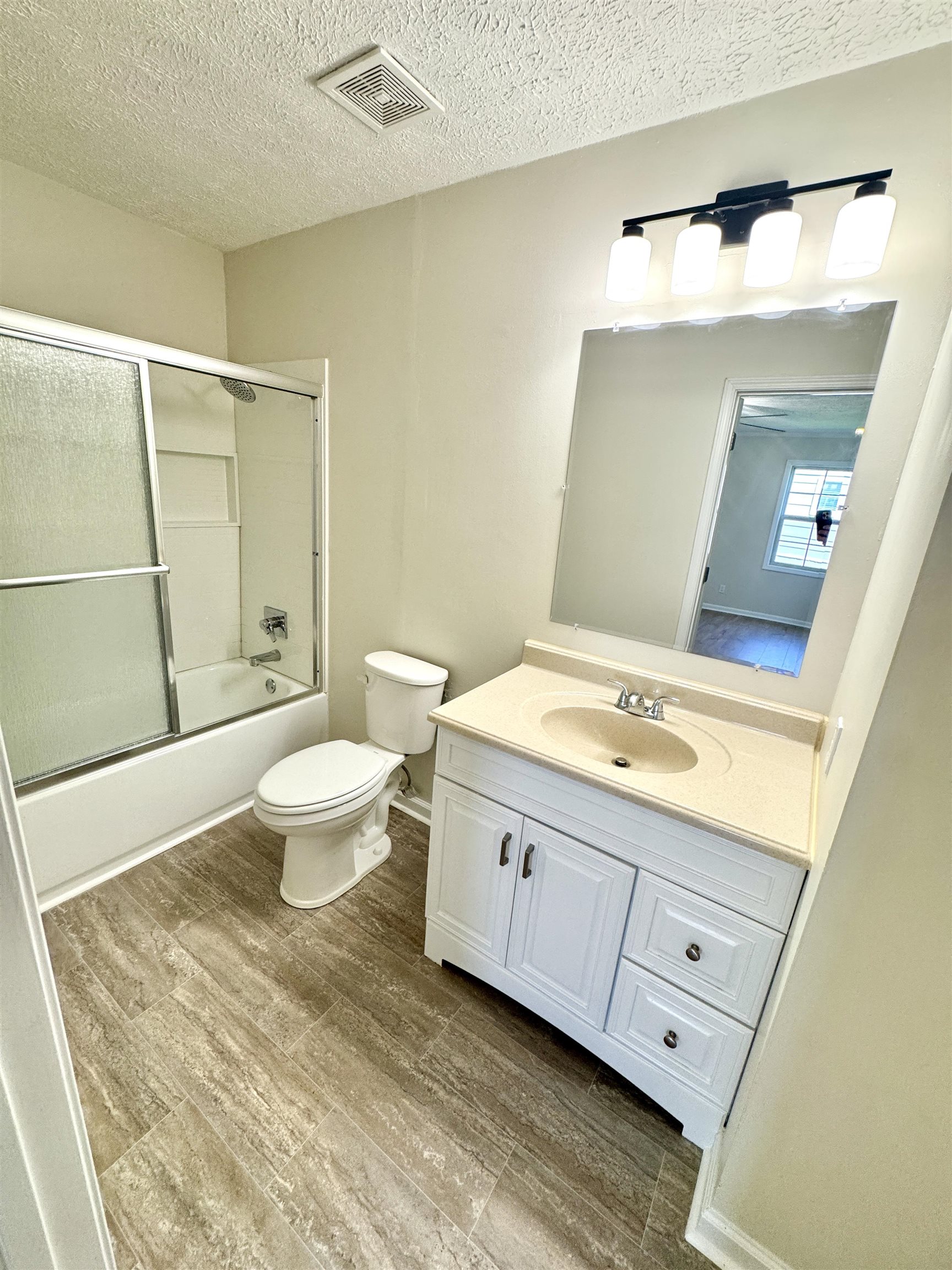 1110 Michael Ln Property Photo 21