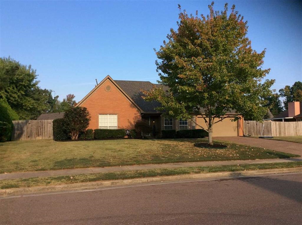 3943 Oak Forest Dr Property Photo 1