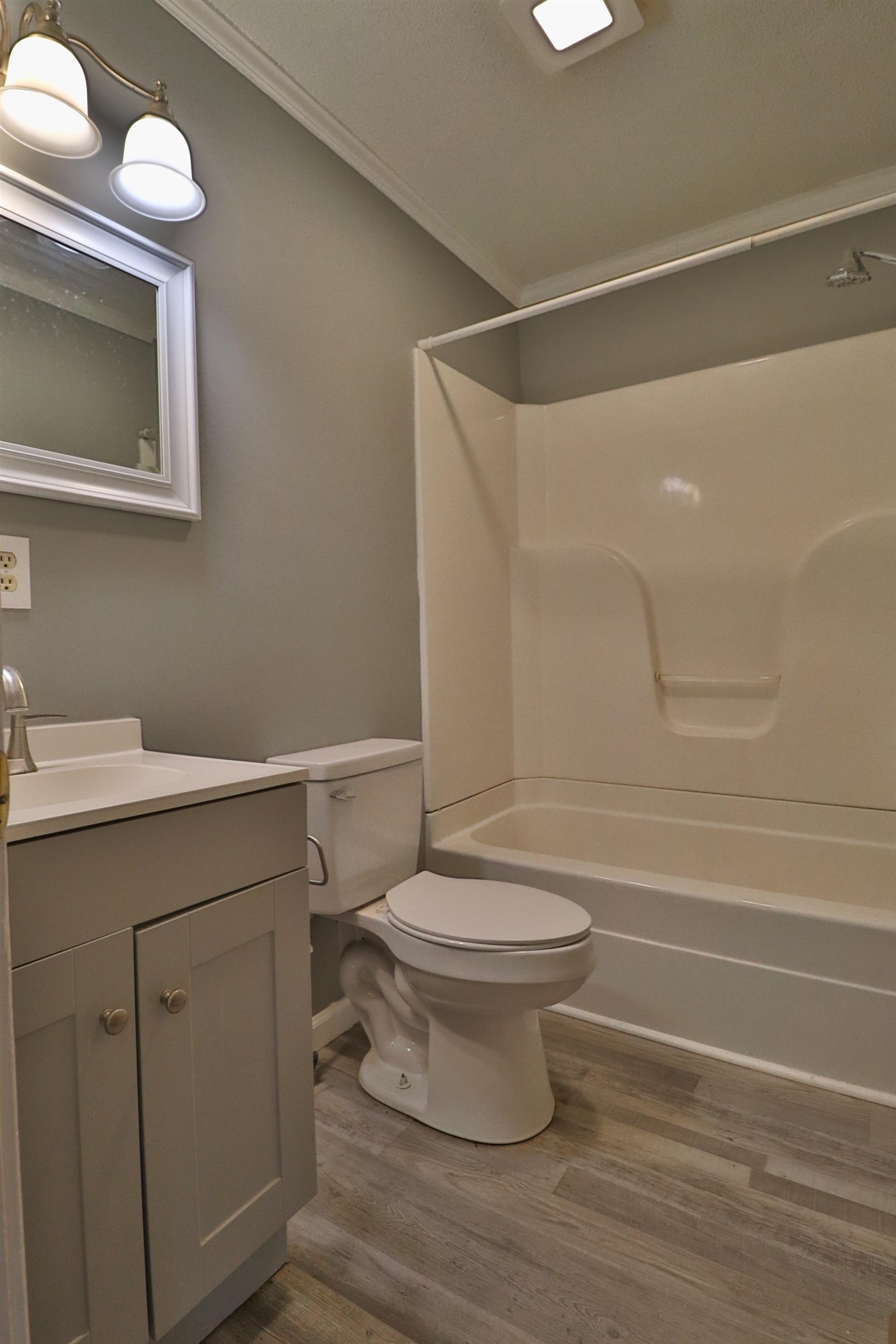 56 Riddick St Property Photo 19