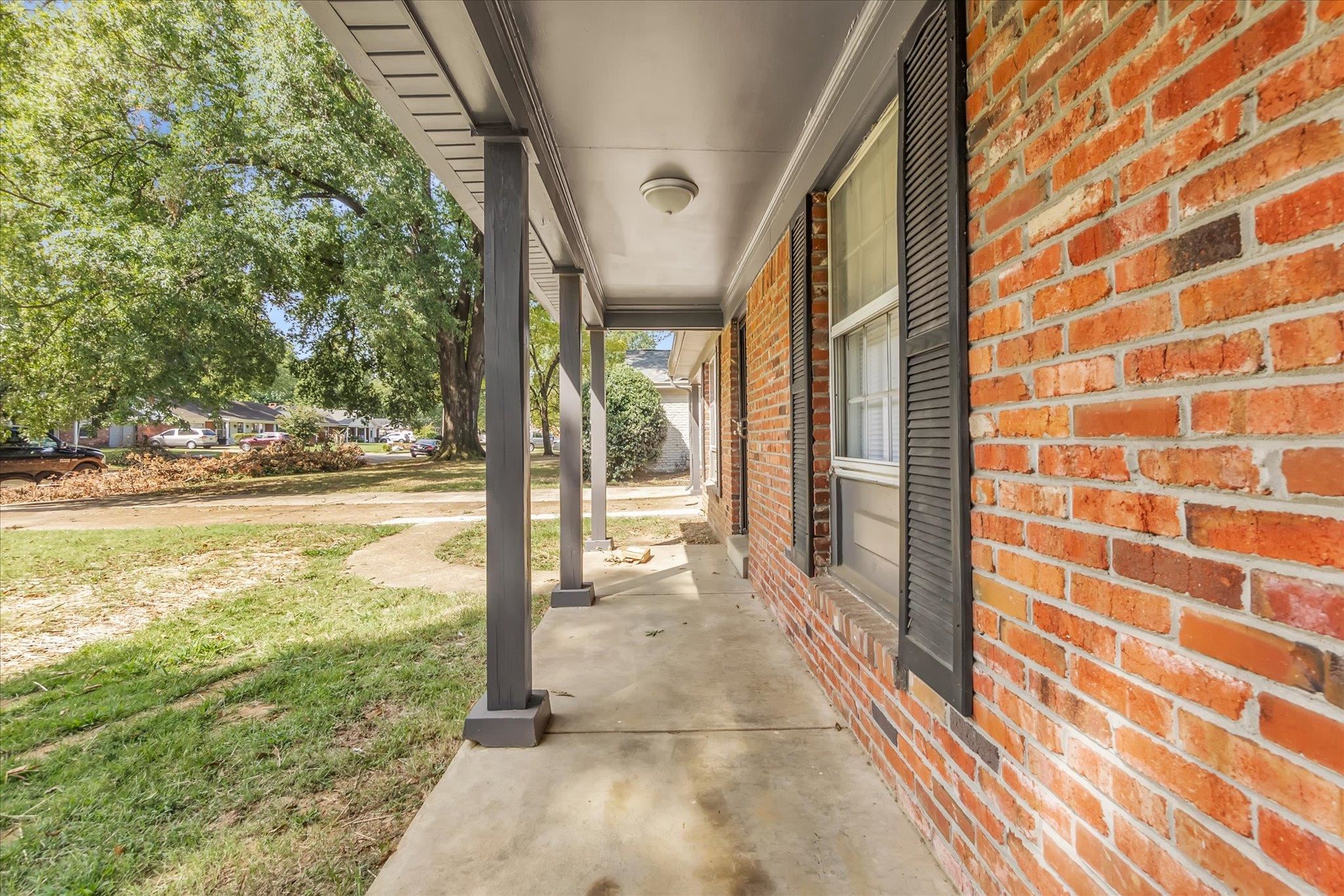 5122 Jessie Lee Ln Property Photo 3
