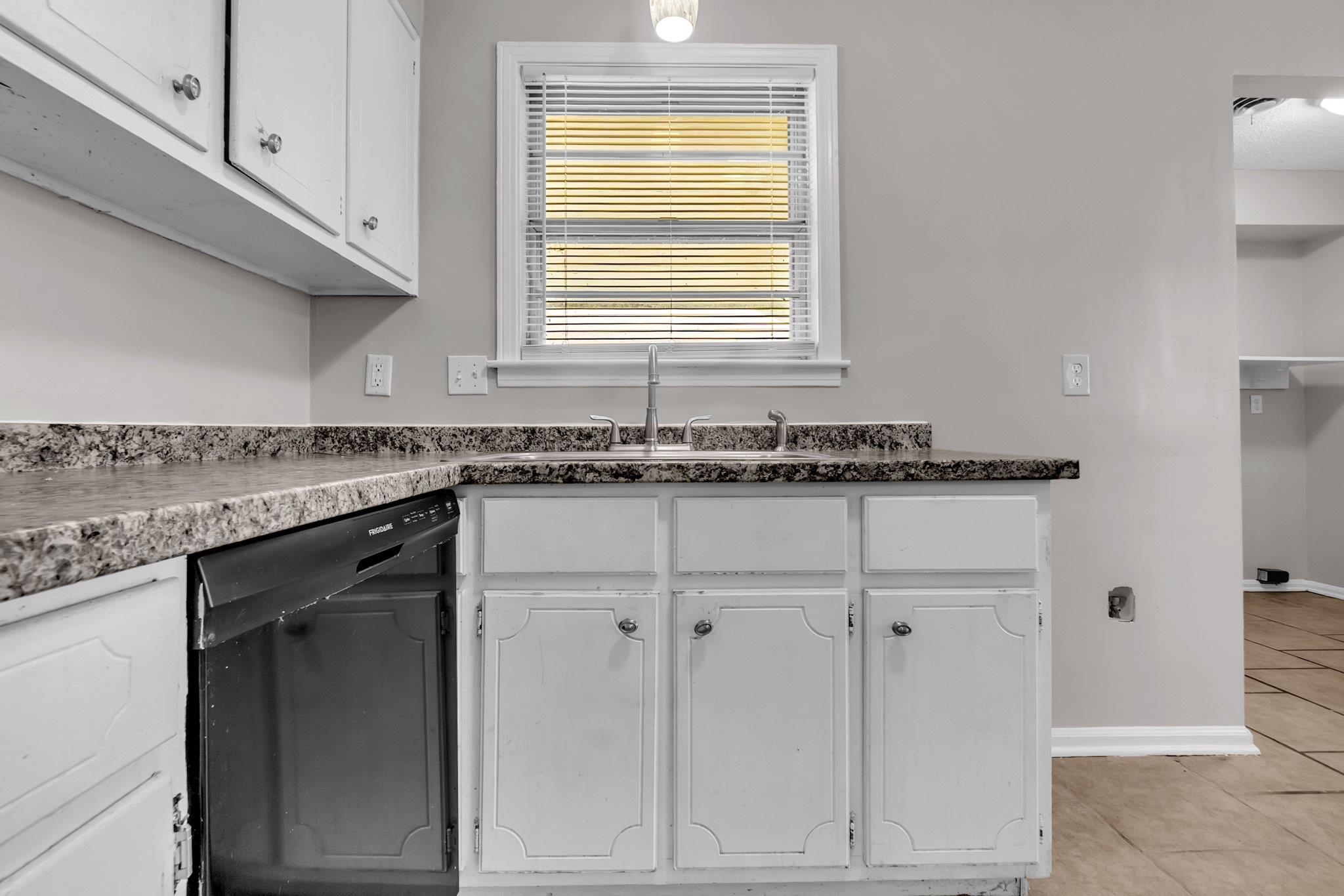 5122 Jessie Lee Ln Property Photo 10