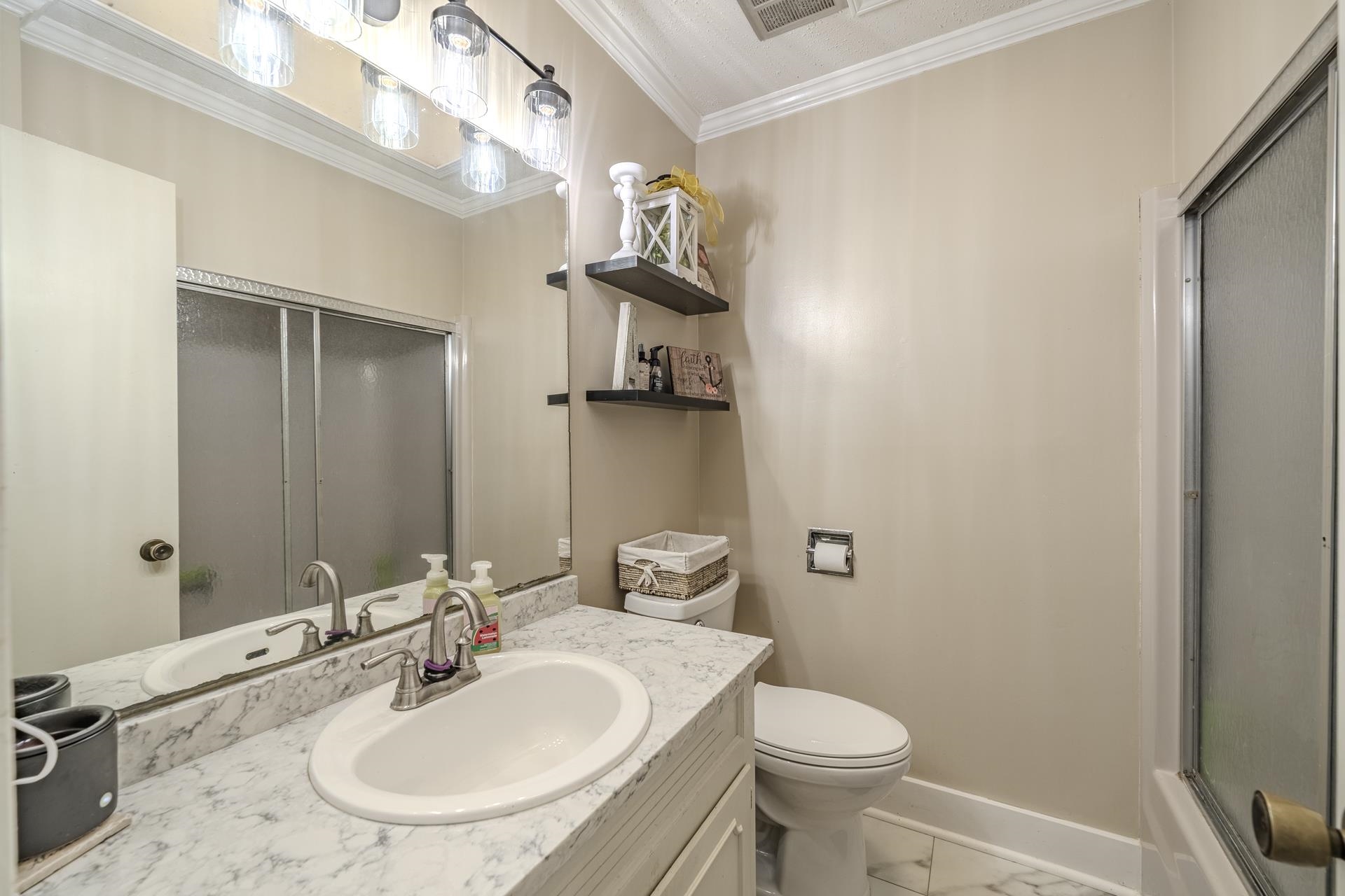 520 Bowen Dr Property Photo 22