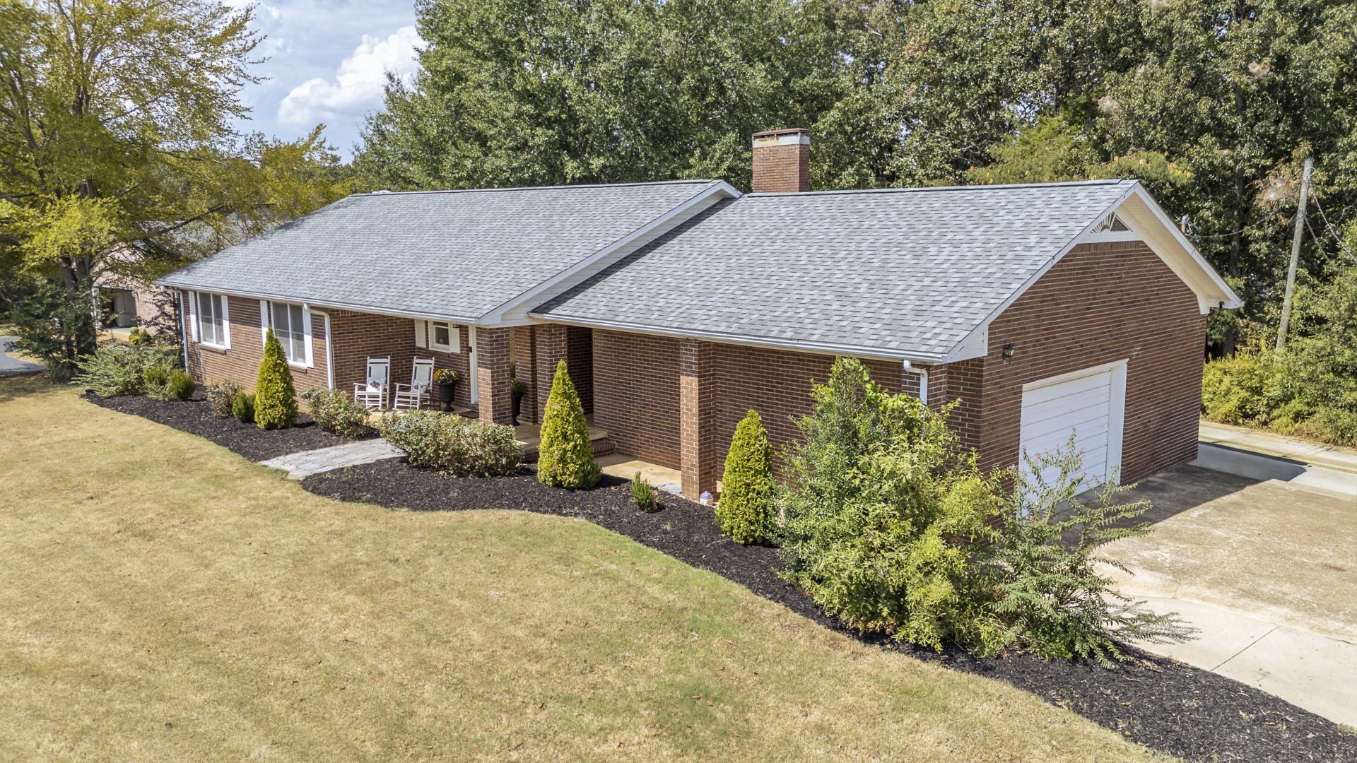 520 Bowen Dr Property Photo 28