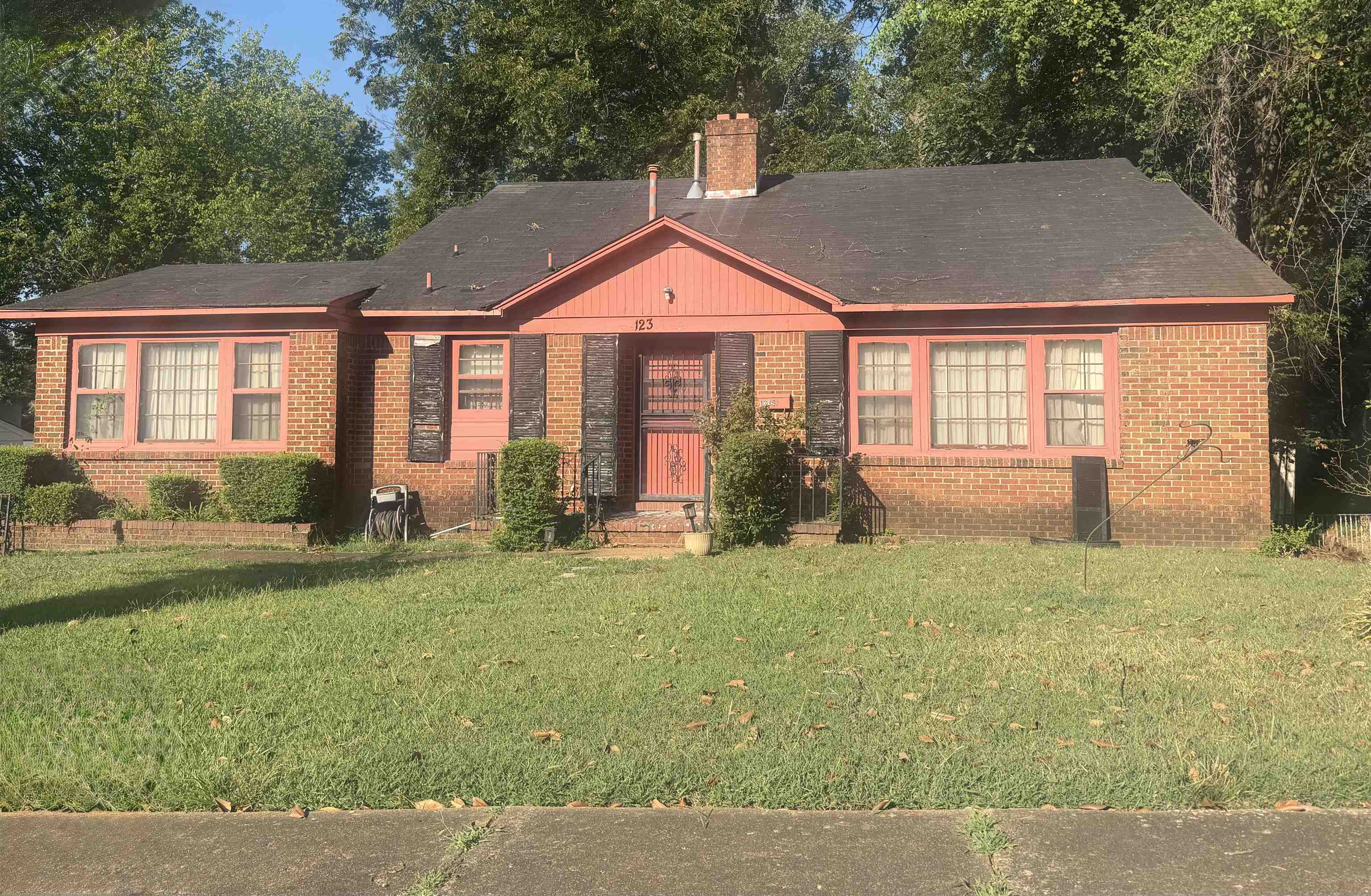 1239 BROWER ST Property Photo 1