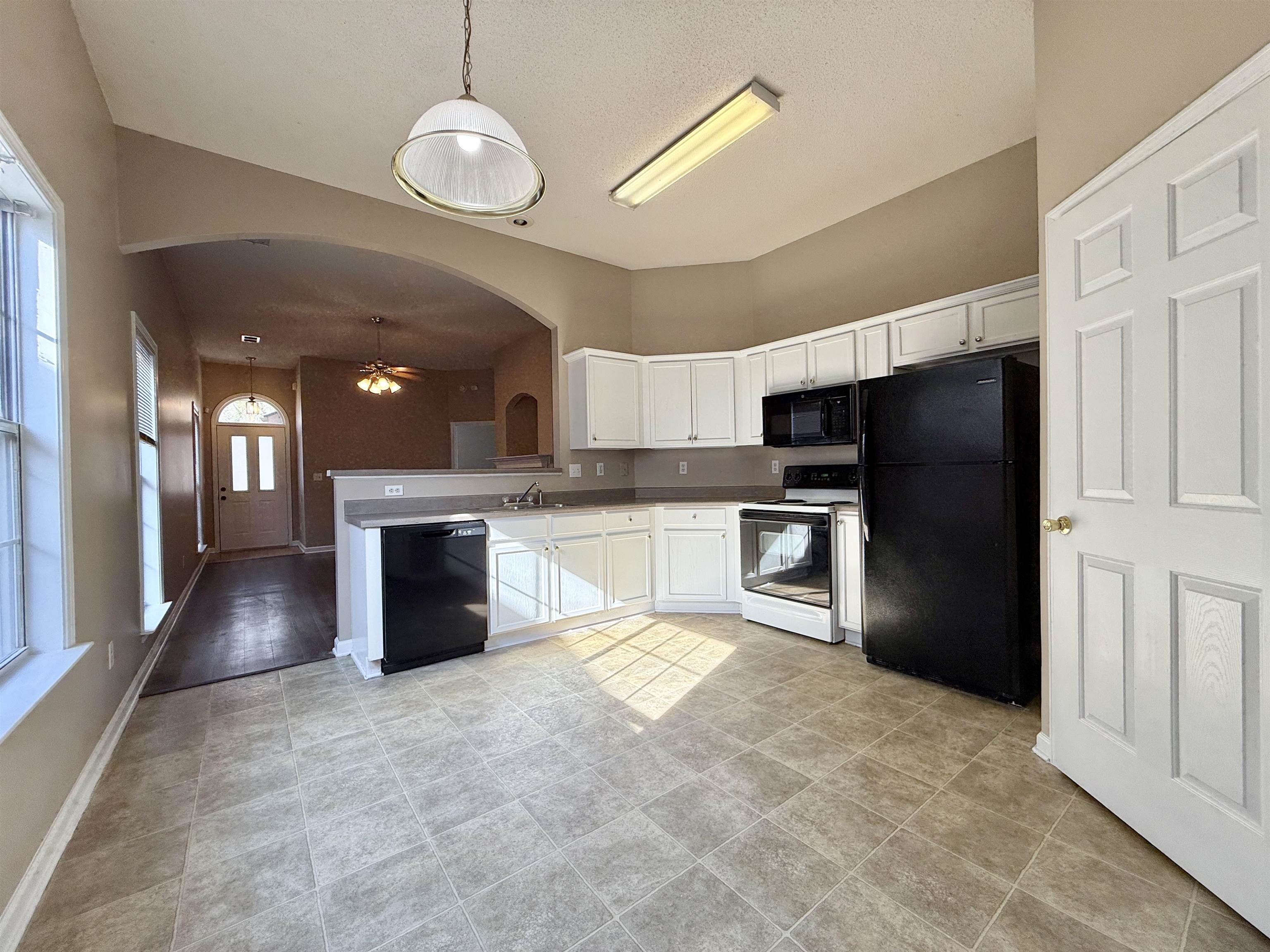 6839 Mikayla Ln Property Photo 6