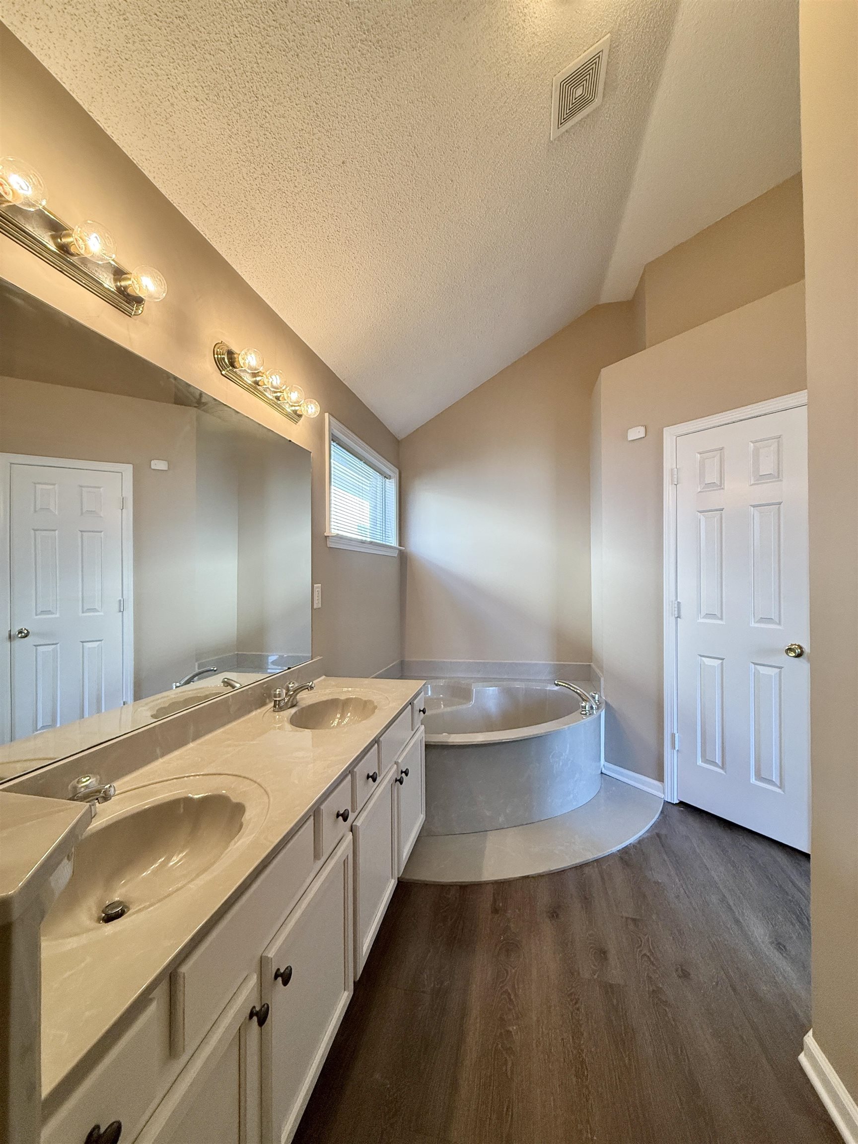 6839 Mikayla Ln Property Photo 15