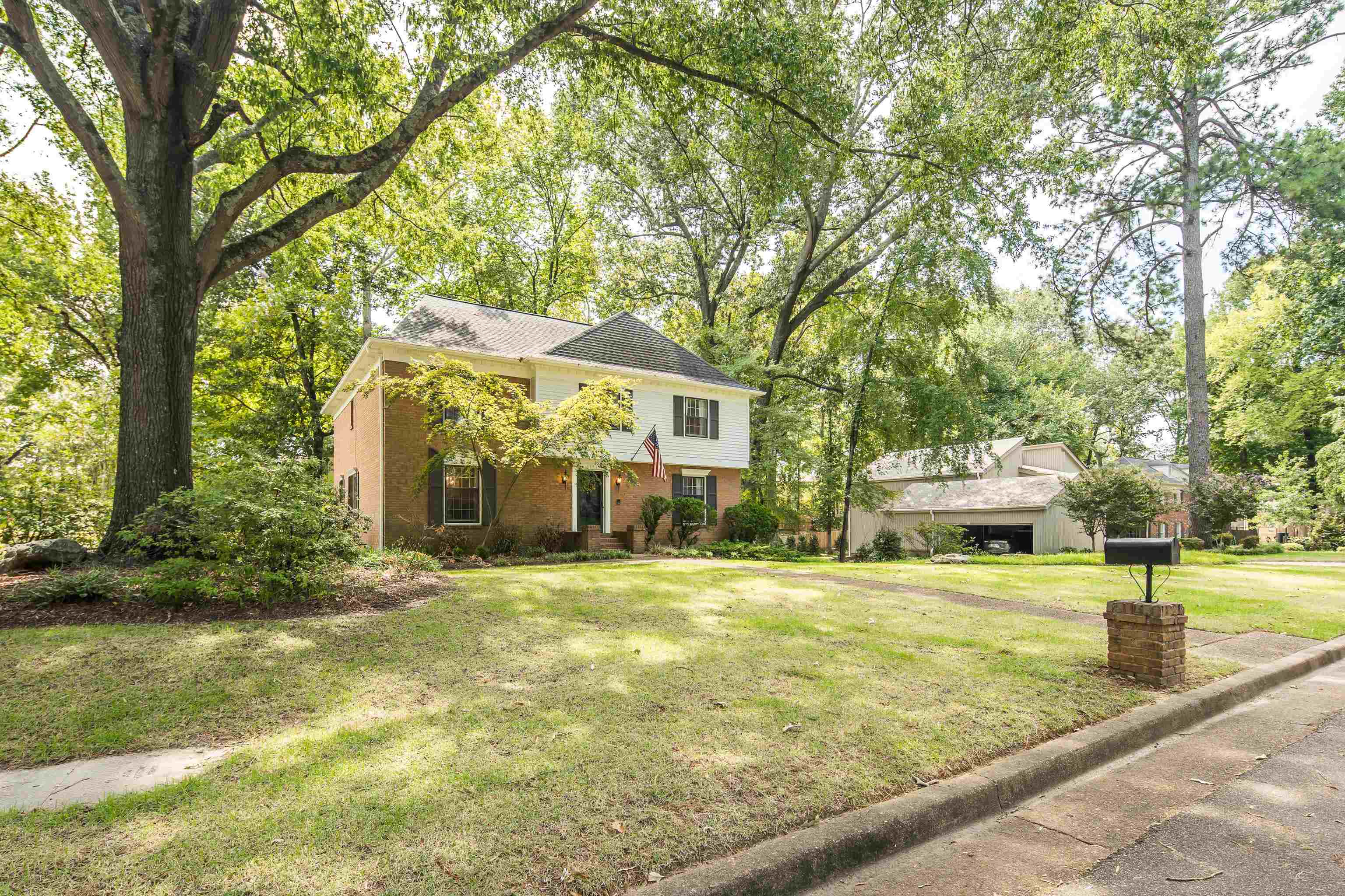 8441 Sandy Berry Cv Property Photo 3
