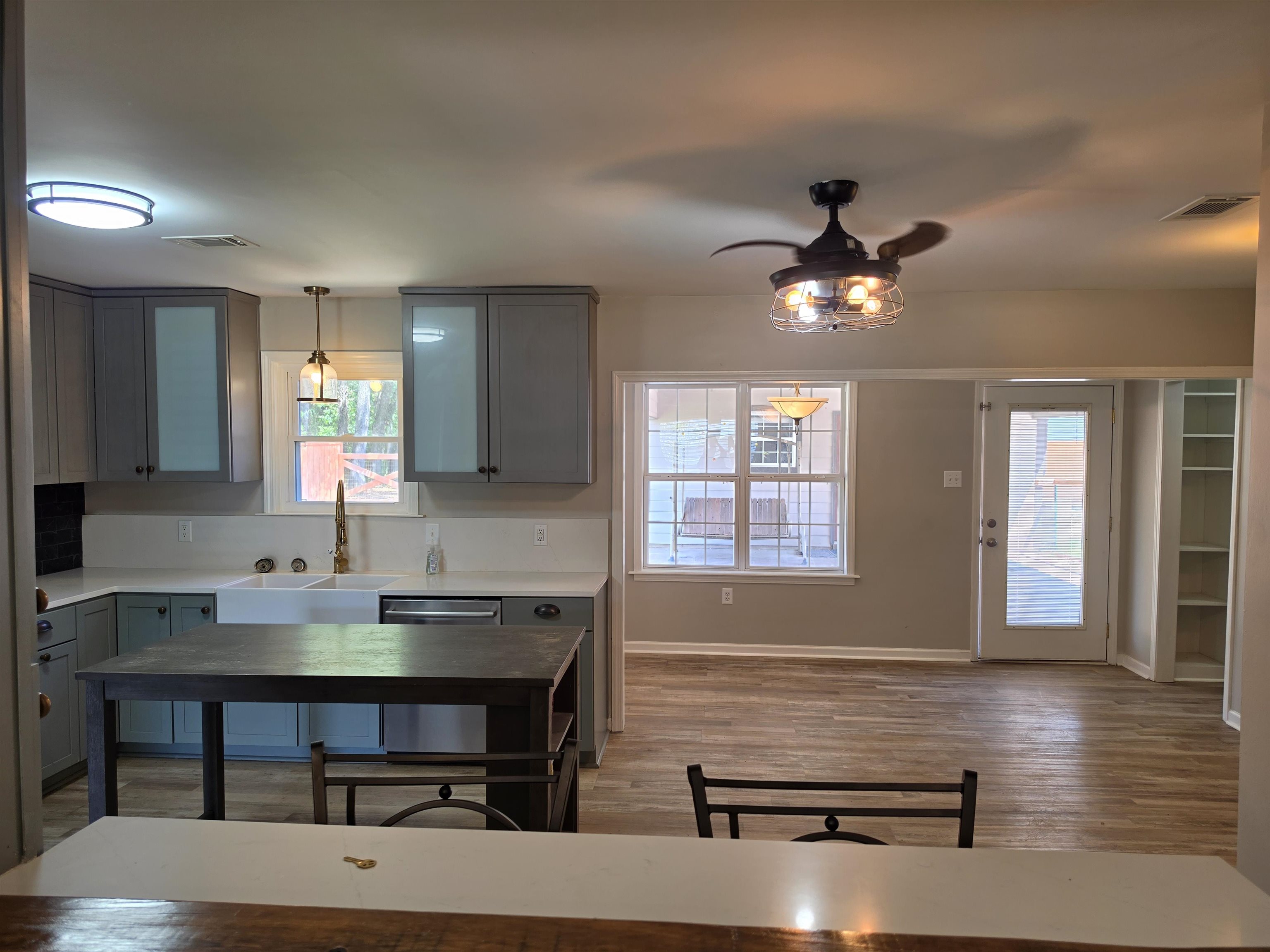 162 Buford Rd W Property Photo 5