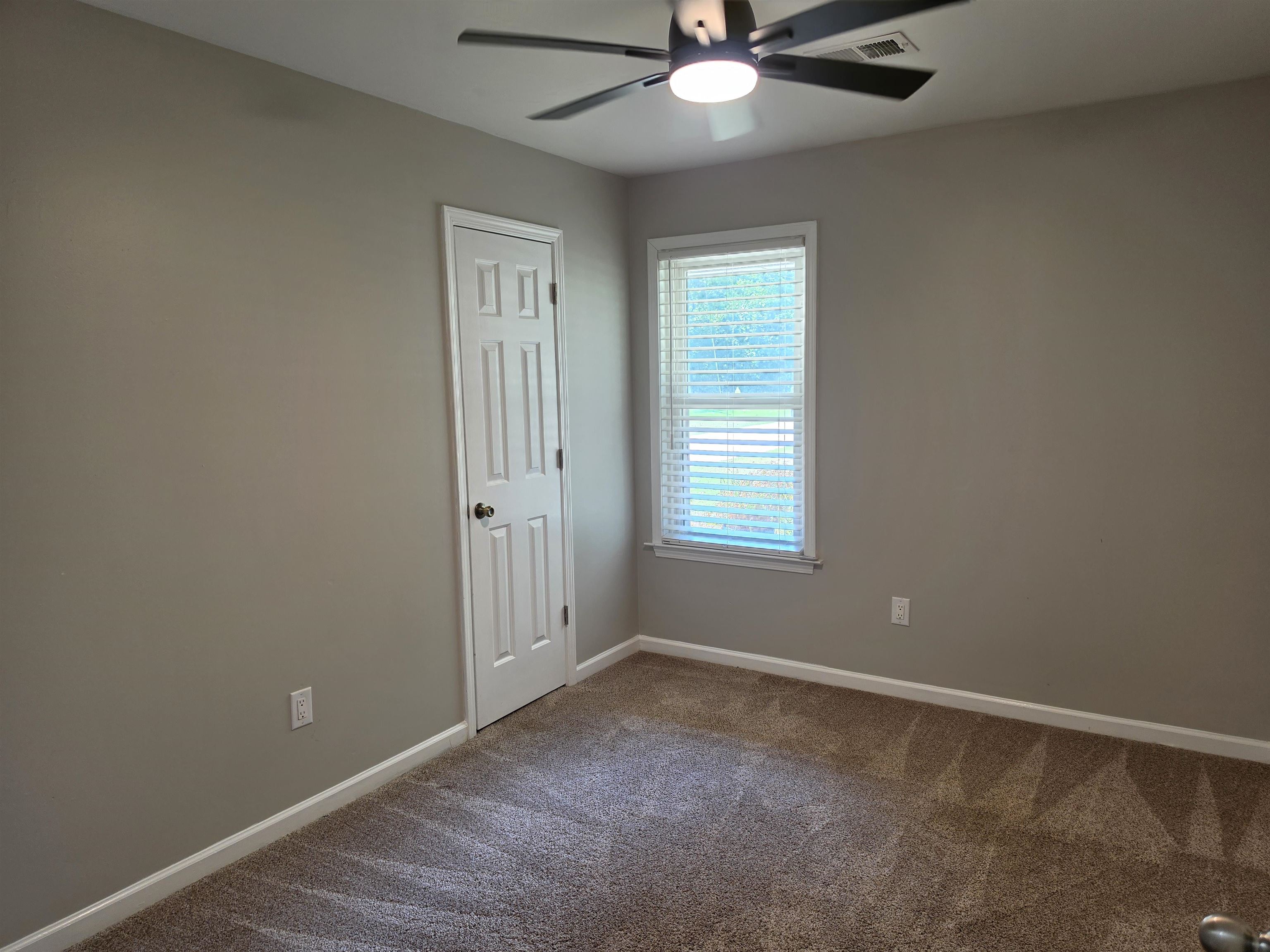 162 Buford Rd W Property Photo 17