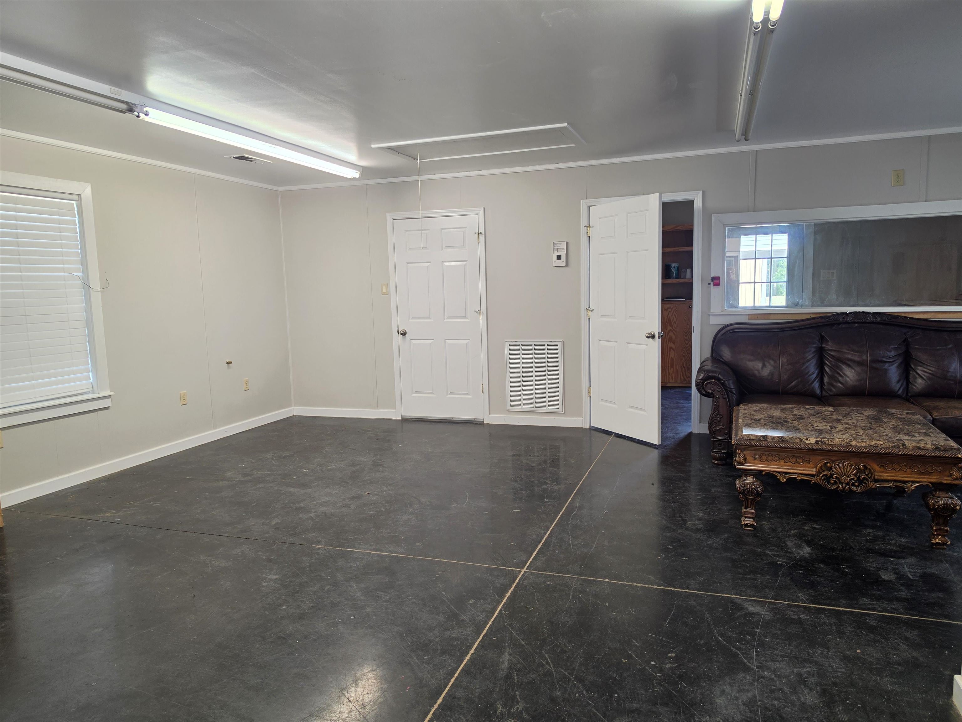 162 Buford Rd W Property Photo 23