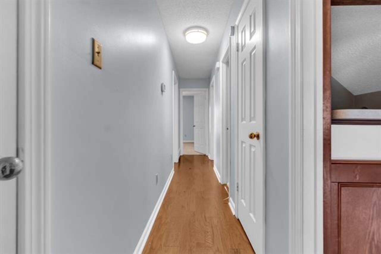 3652 Wincross Dr Property Photo 14