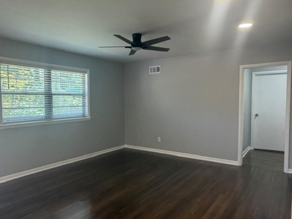 284 N Yates Rd Property Photo 10