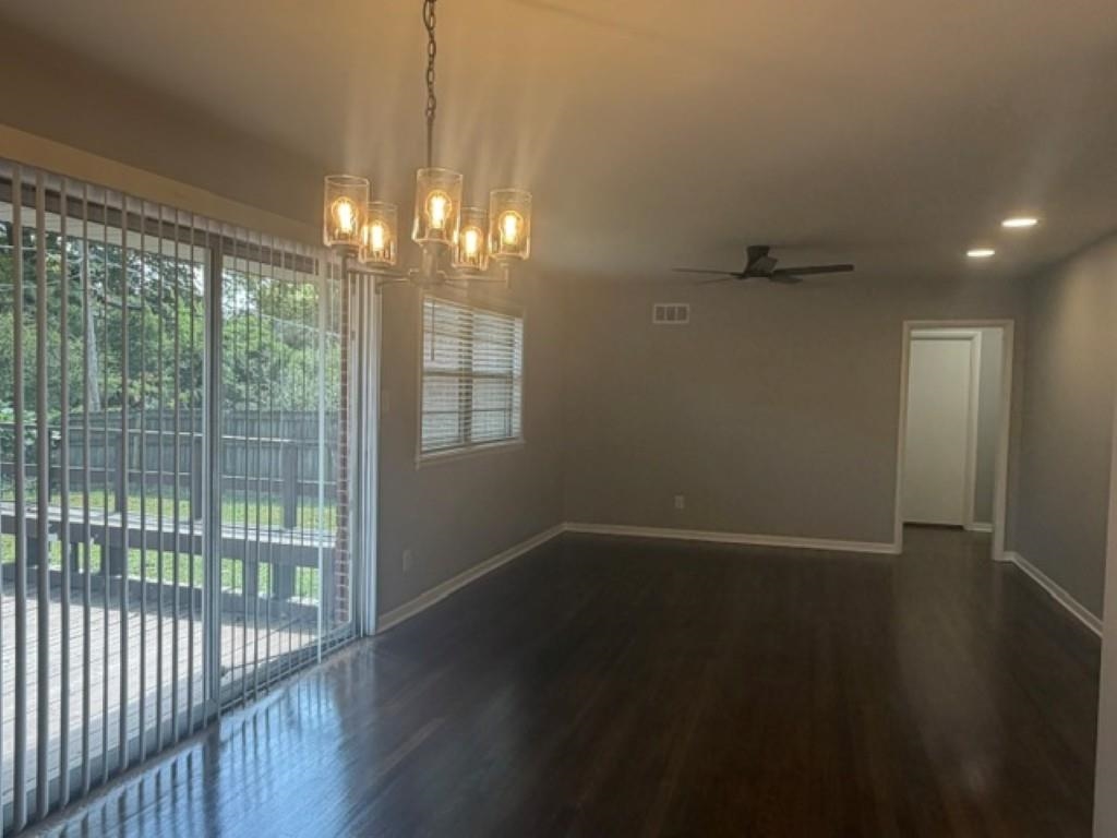 284 N Yates Rd Property Photo 15