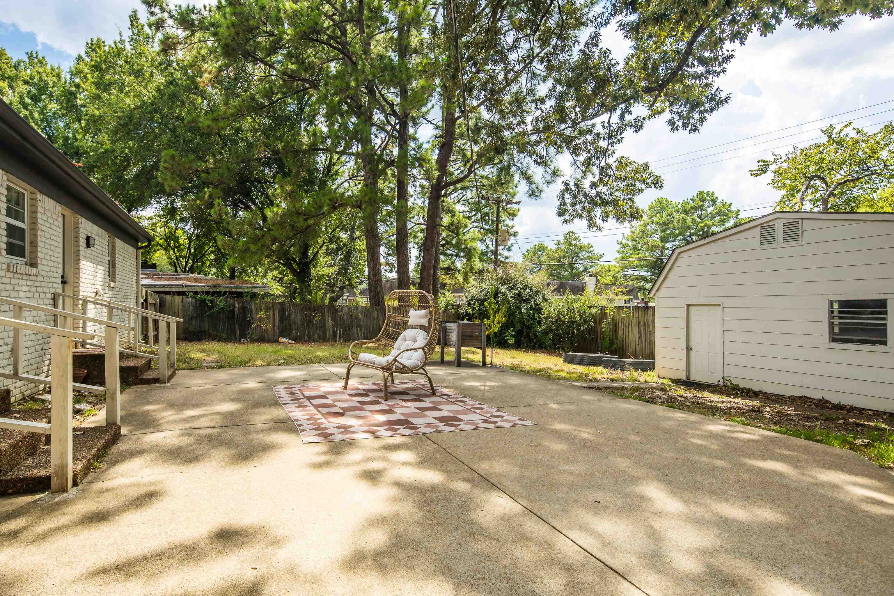 2121 Abergeldie Dr Property Photo 37