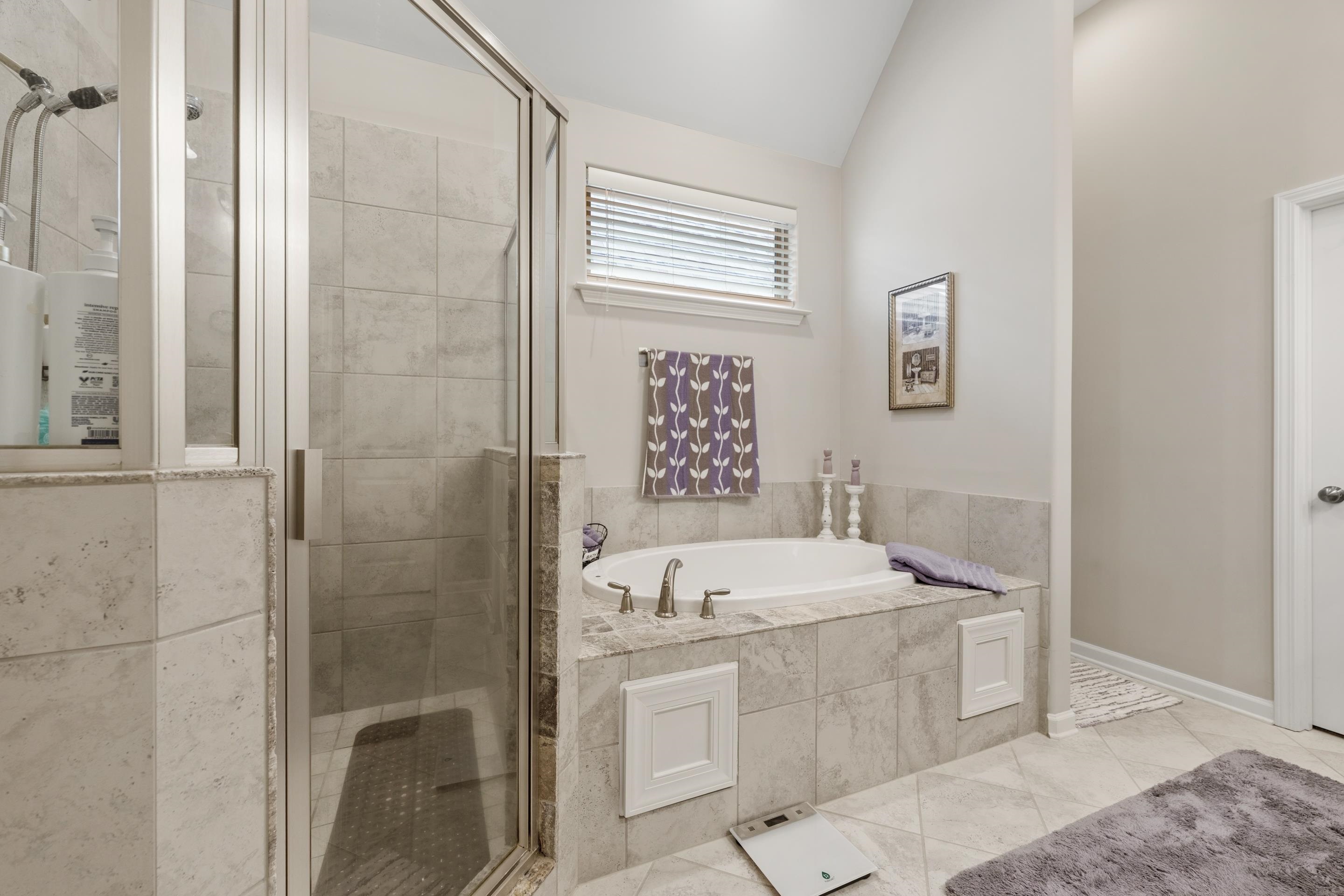 65 Briar Hollow Ln Property Photo 16