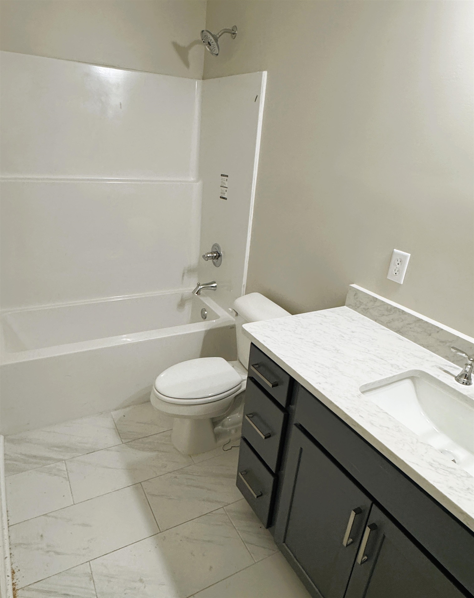 547 Berclair Rd 101 Property Photo 12