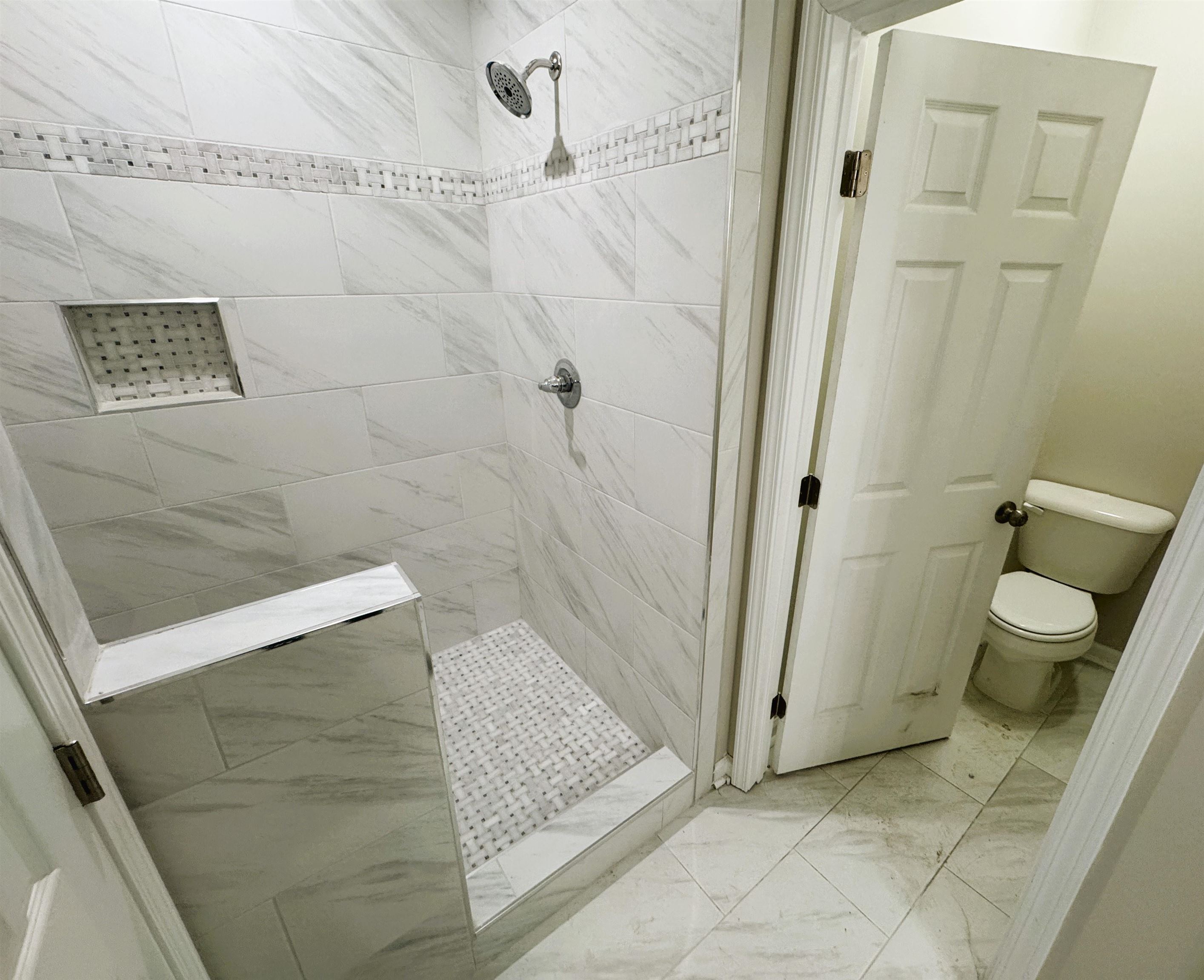 547 Berclair Rd 101 Property Photo 17