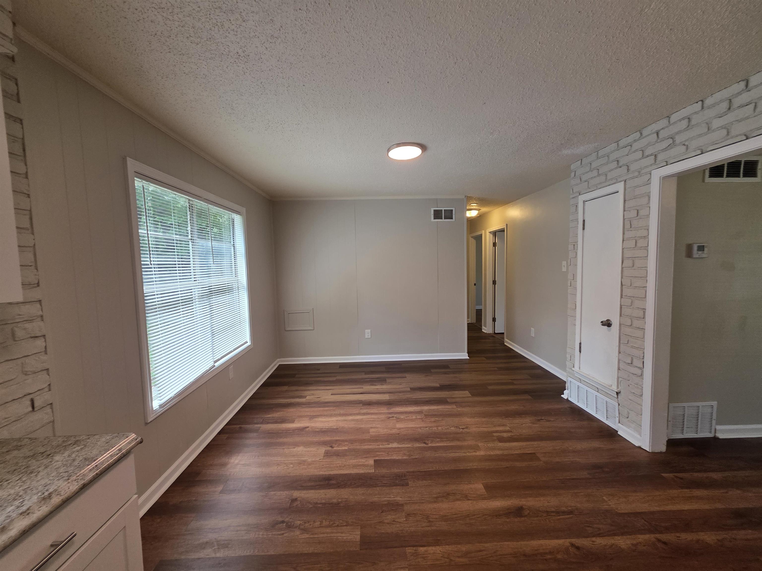 3347 Elk Point Dr Property Photo 6