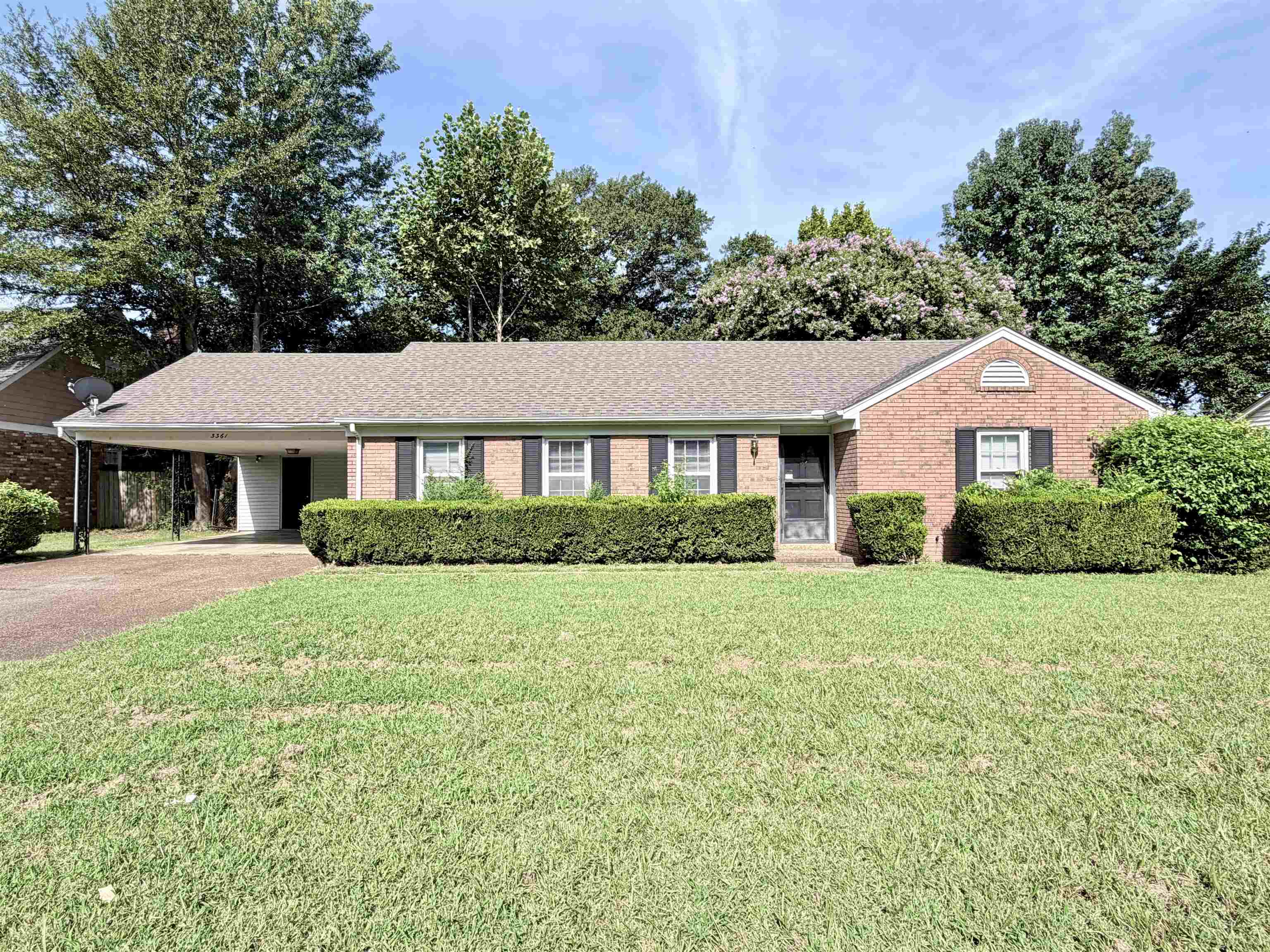 3361 Foxwood Dr Property Photo 1