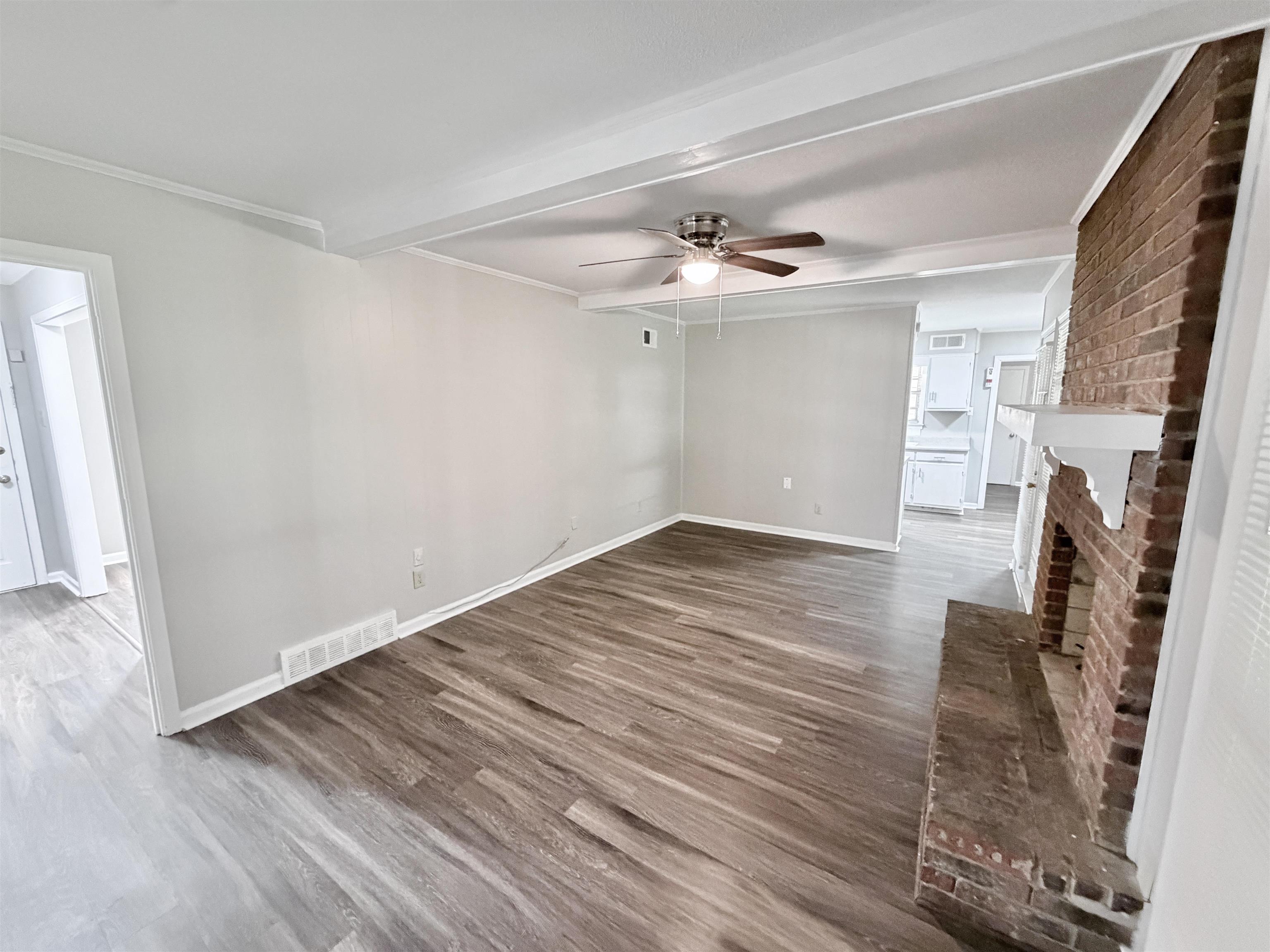 3361 Foxwood Dr Property Photo 8