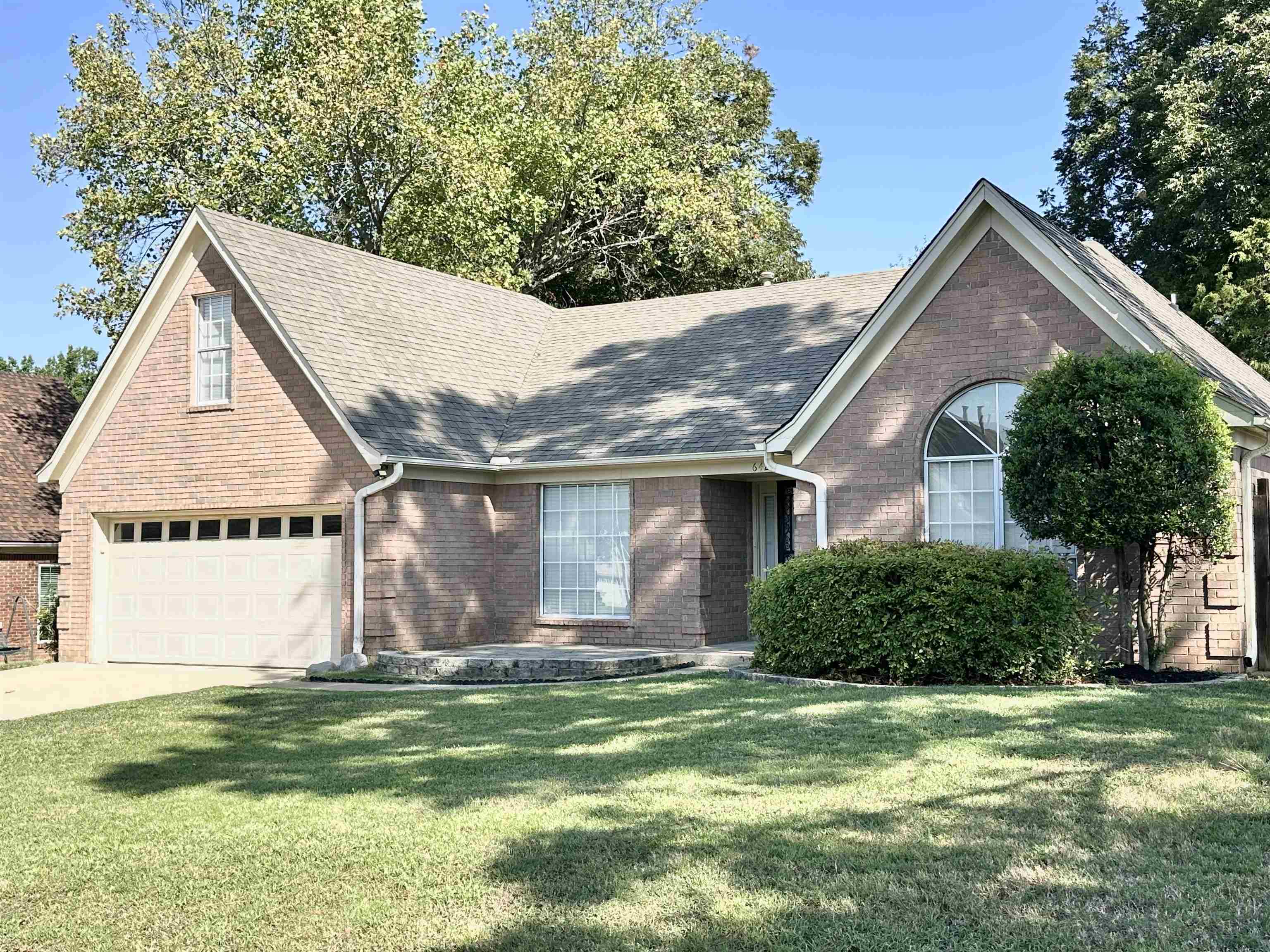 6424 Belmont Dr Property Photo 3