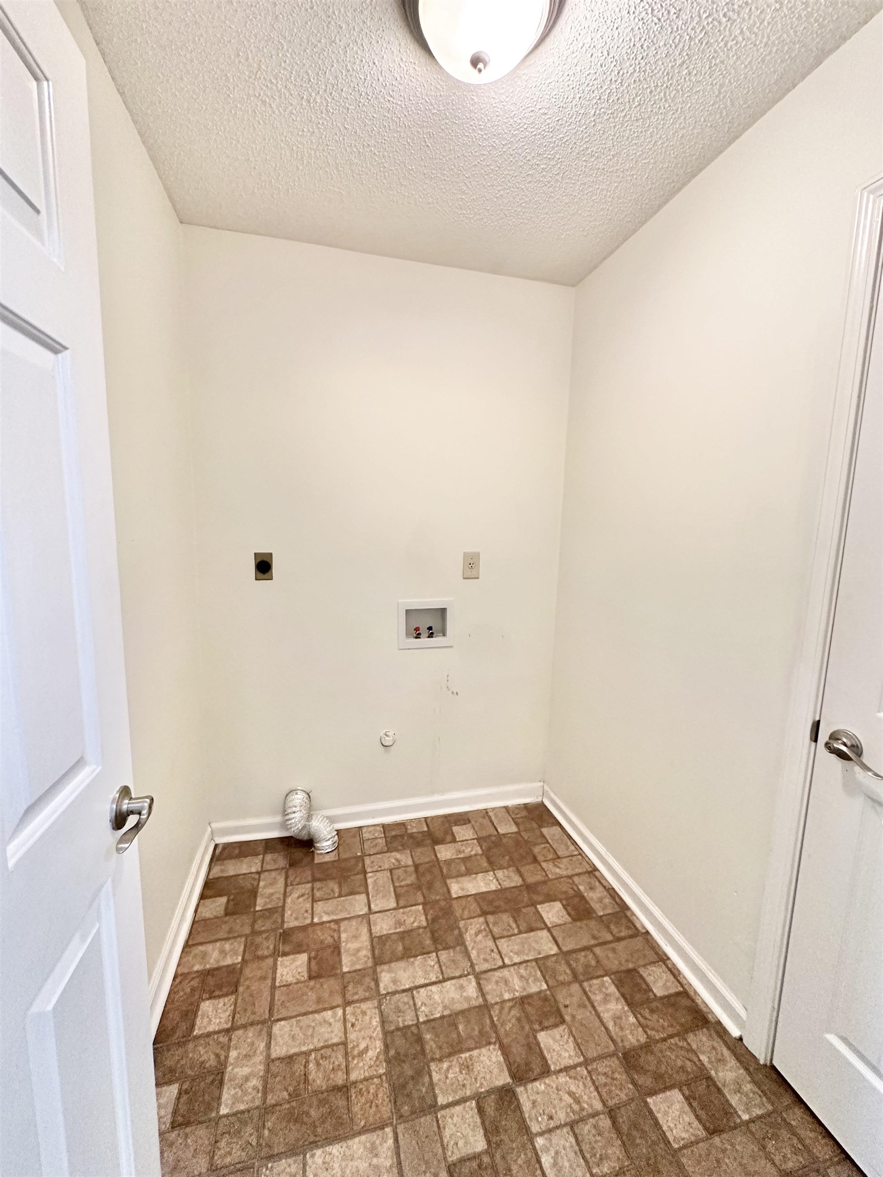 6424 Belmont Dr Property Photo 27