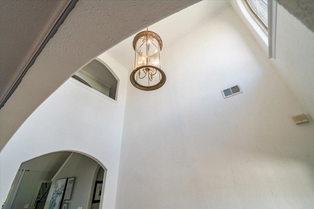 12147 Brooks River Dr Property Photo 8