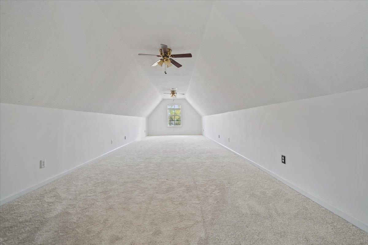 12147 Brooks River Dr Property Photo 33