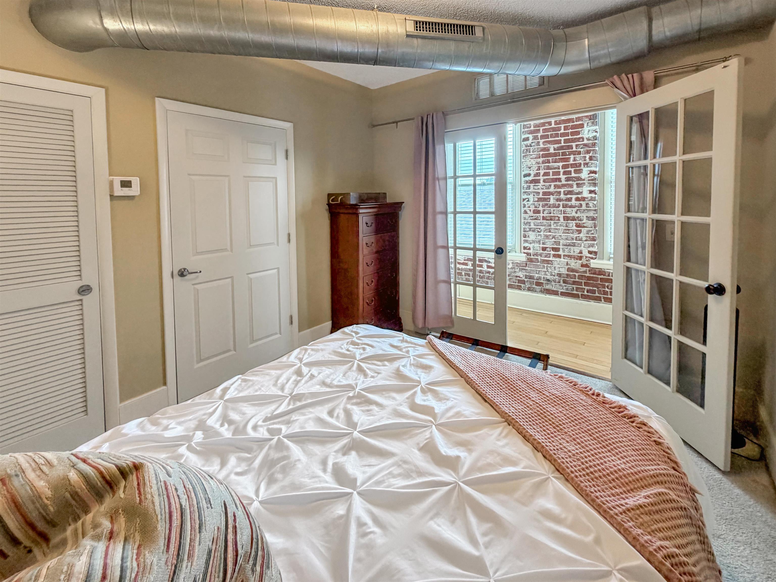 77 Vance Ave 301 Property Photo 15