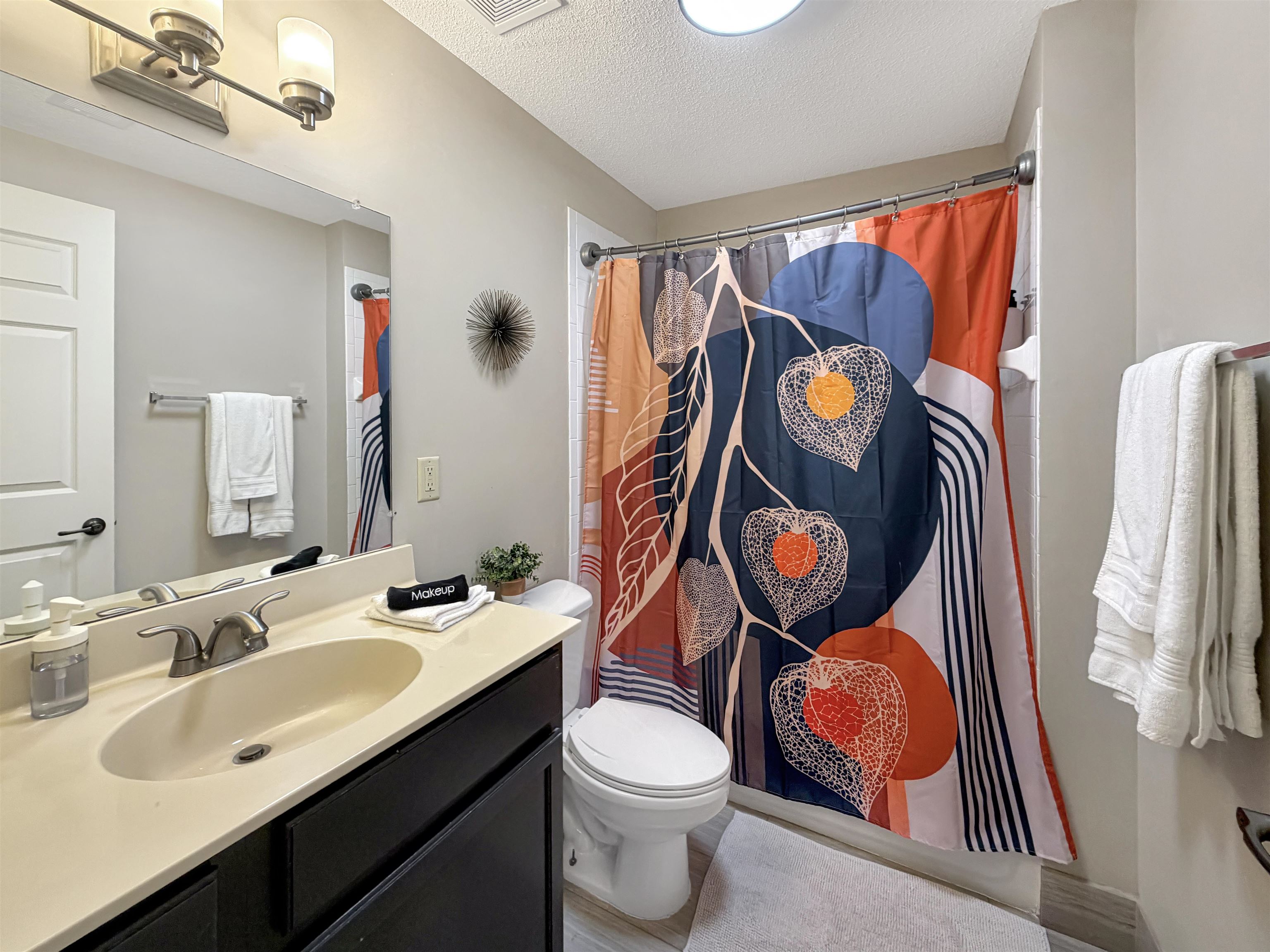 85 Vance Ave 202 Property Photo 17