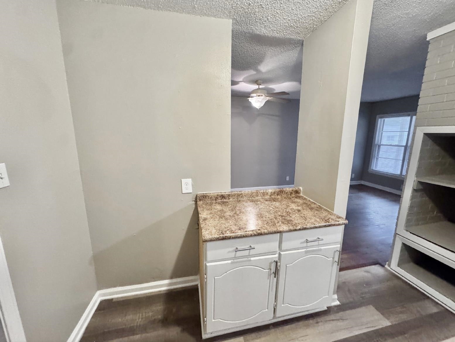 3588 Hendricks Ave Property Photo 5