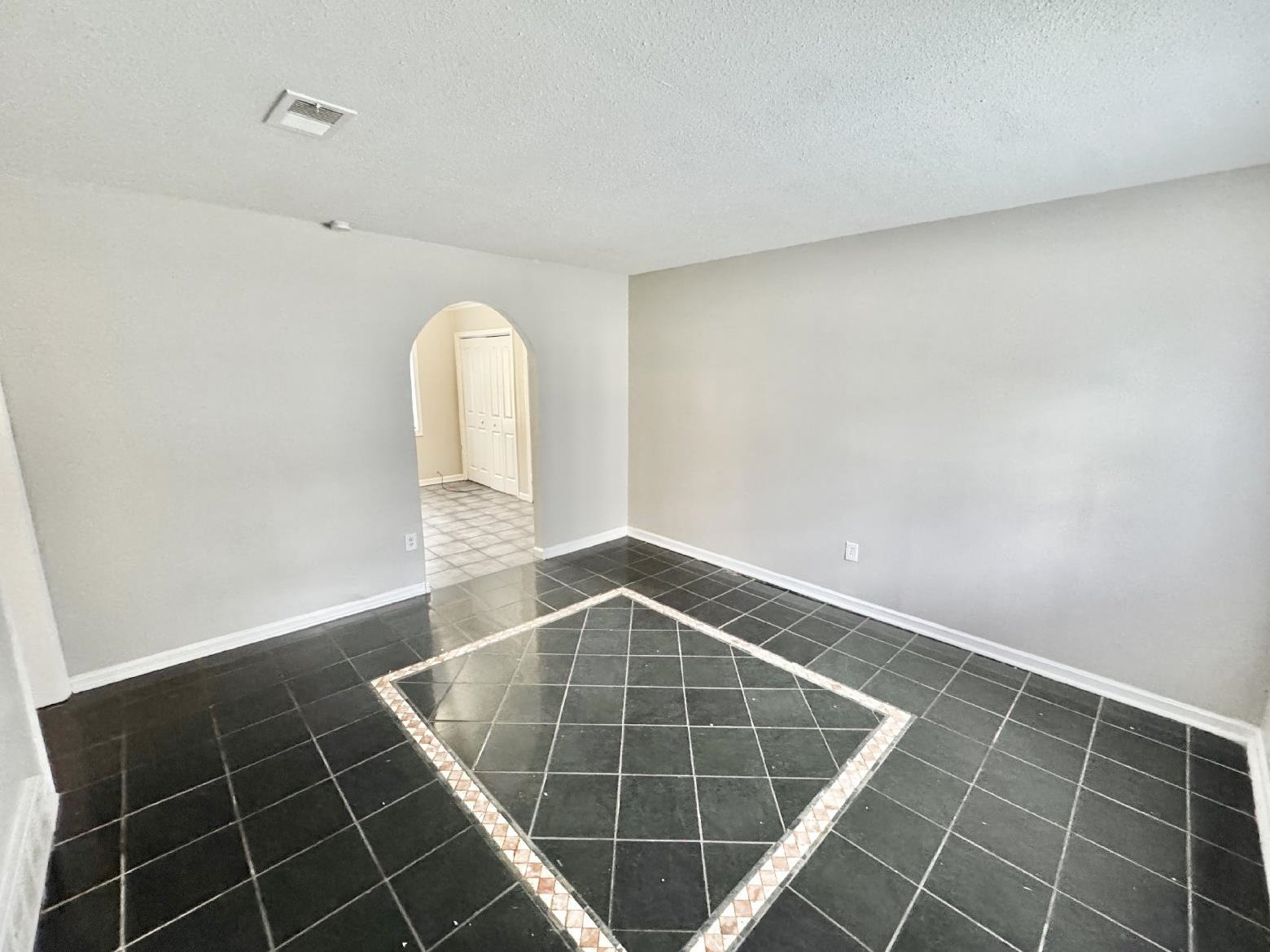3353 Elk Point Dr Property Photo 4