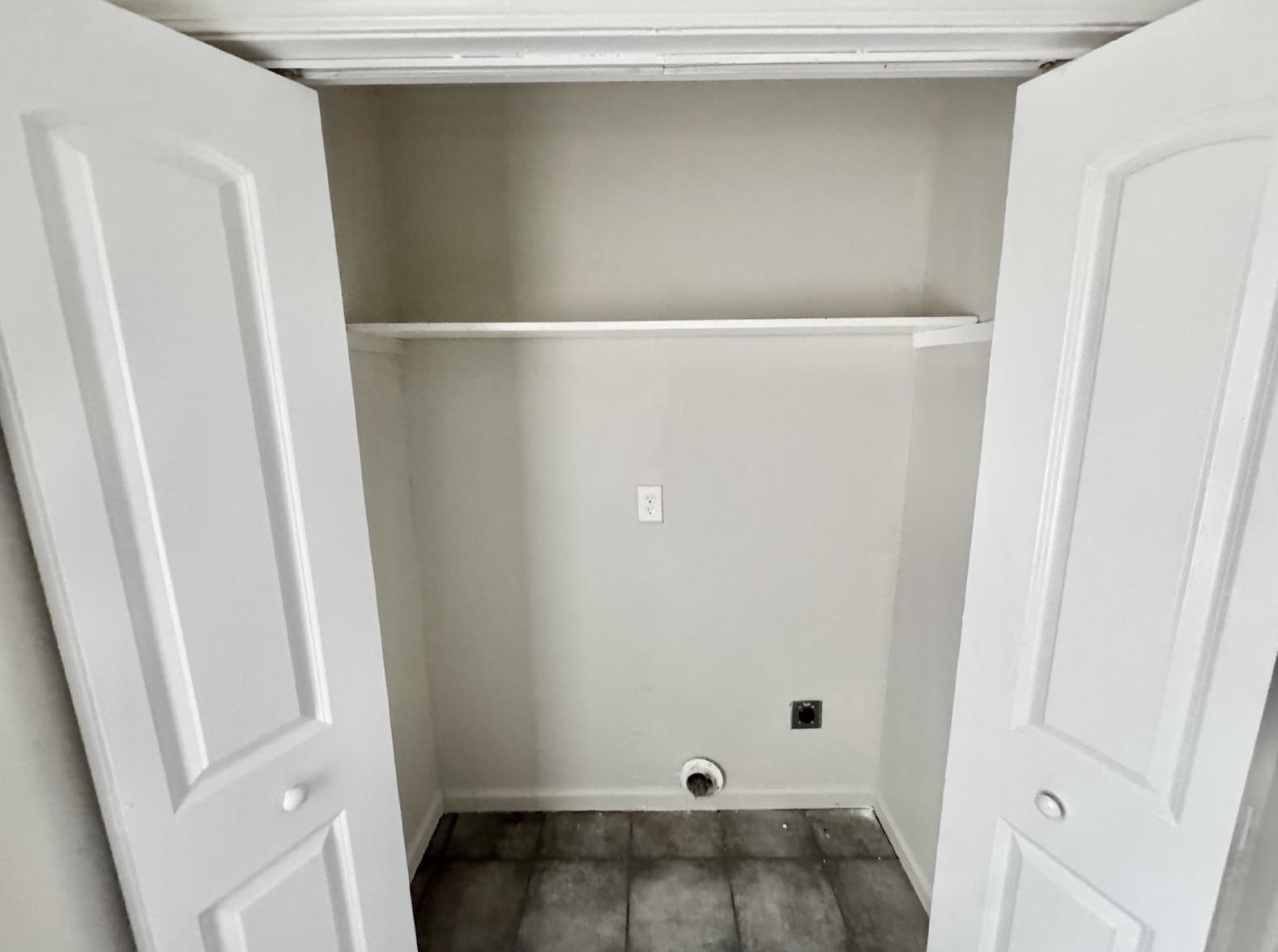 3353 Elk Point Dr Property Photo 5