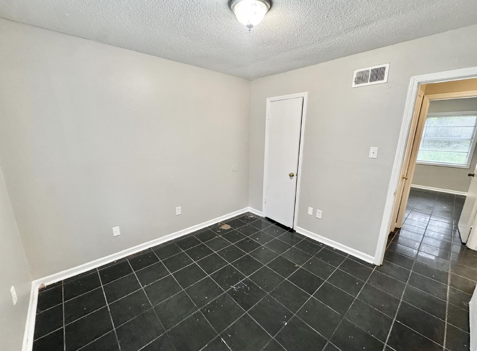3353 Elk Point Dr Property Photo 6