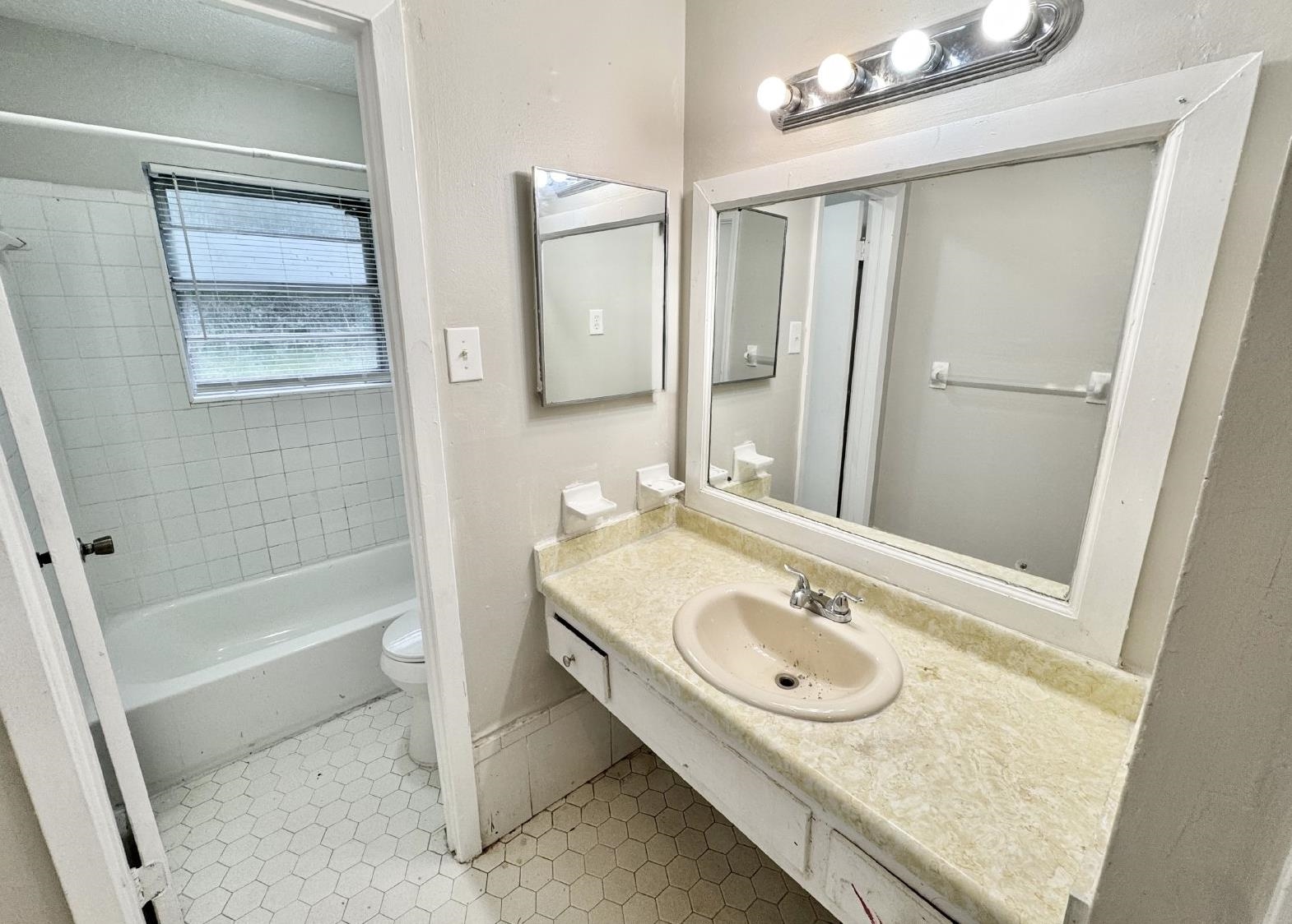 3353 Elk Point Dr Property Photo 11