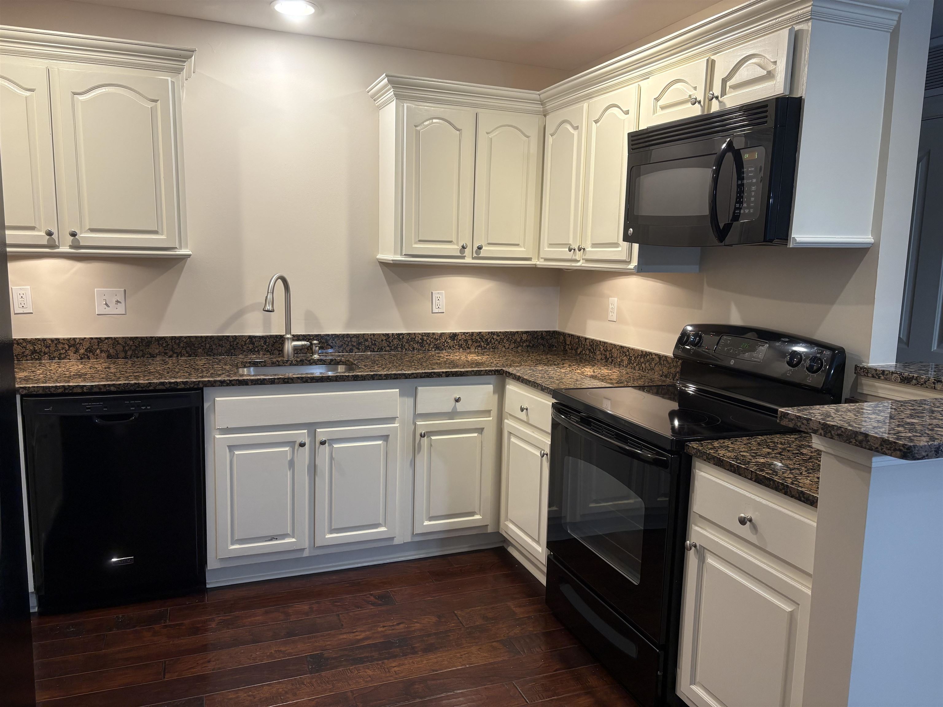 5400 Park Ave 219 Property Photo 11