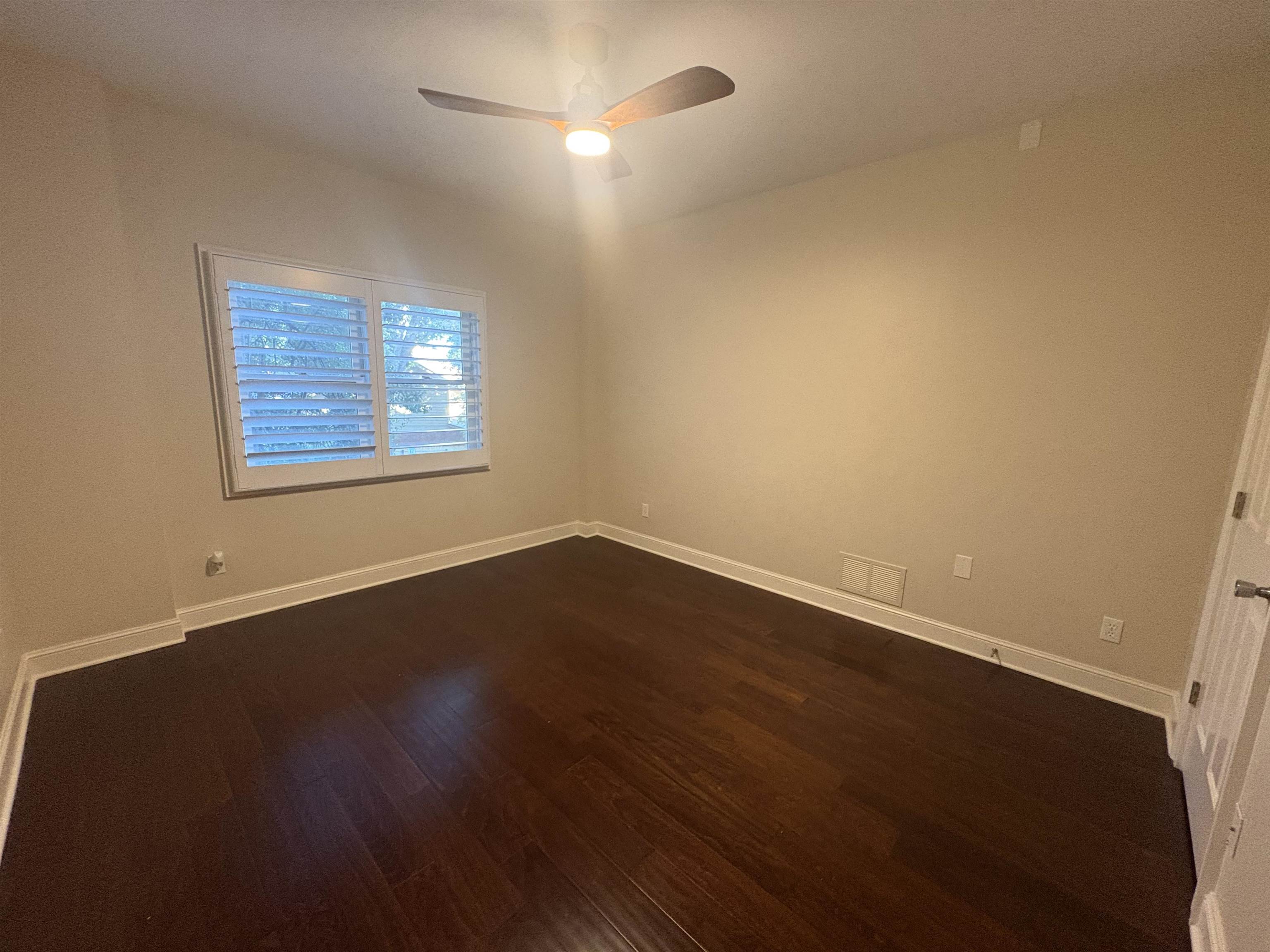 5400 Park Ave 219 Property Photo 16
