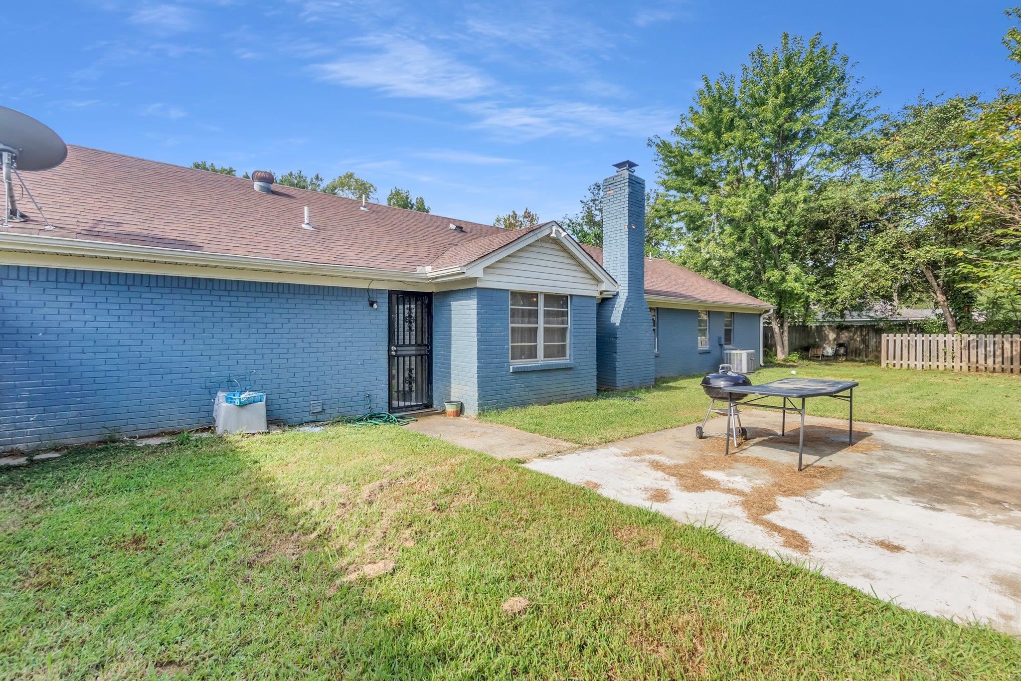 3972 Battlefield Dr Property Photo 24