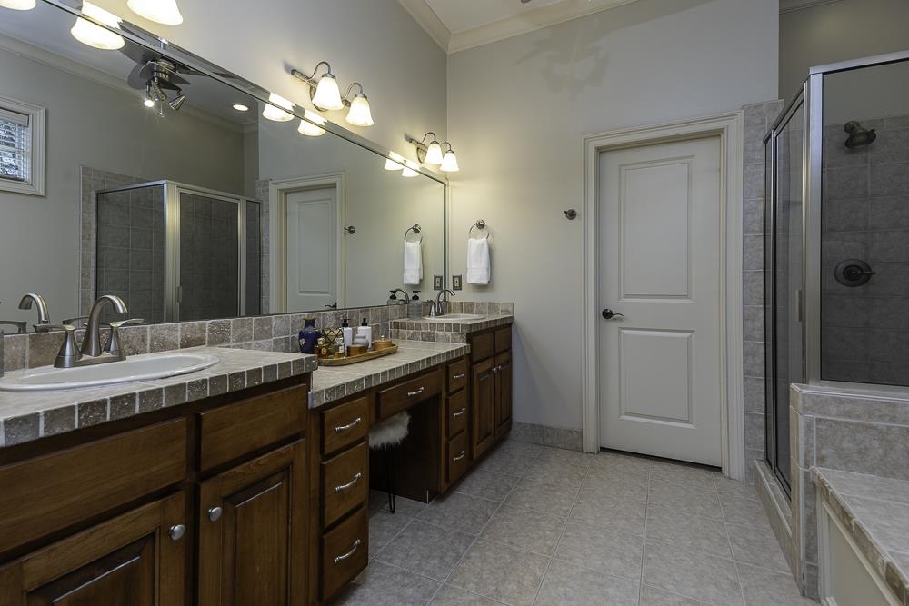 3158 Bedford Ln Property Photo 26