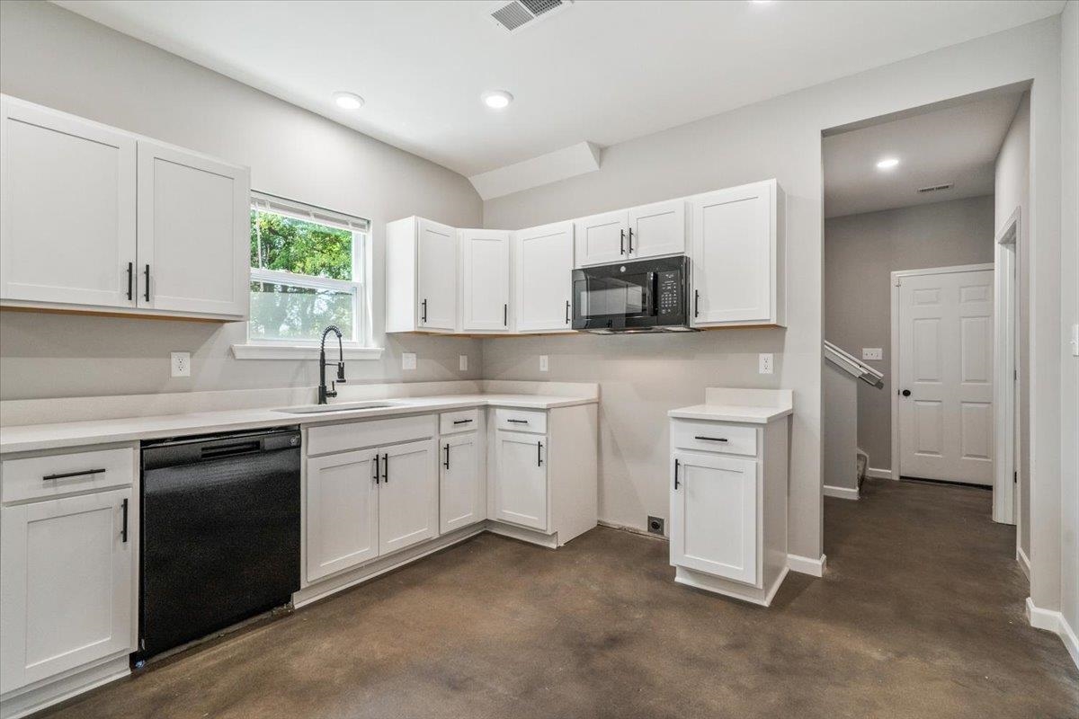 3146 Nathan Ave Property Photo 12