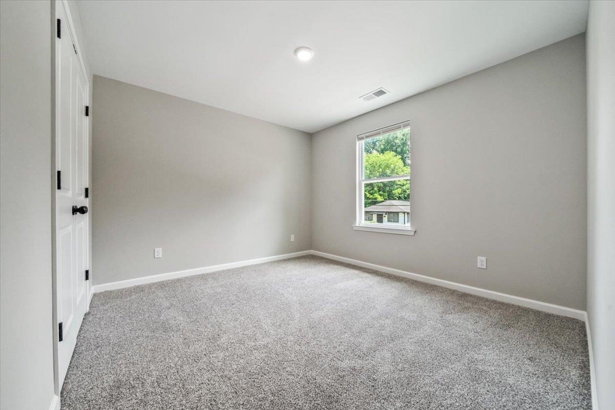 3146 Nathan Ave Property Photo 31
