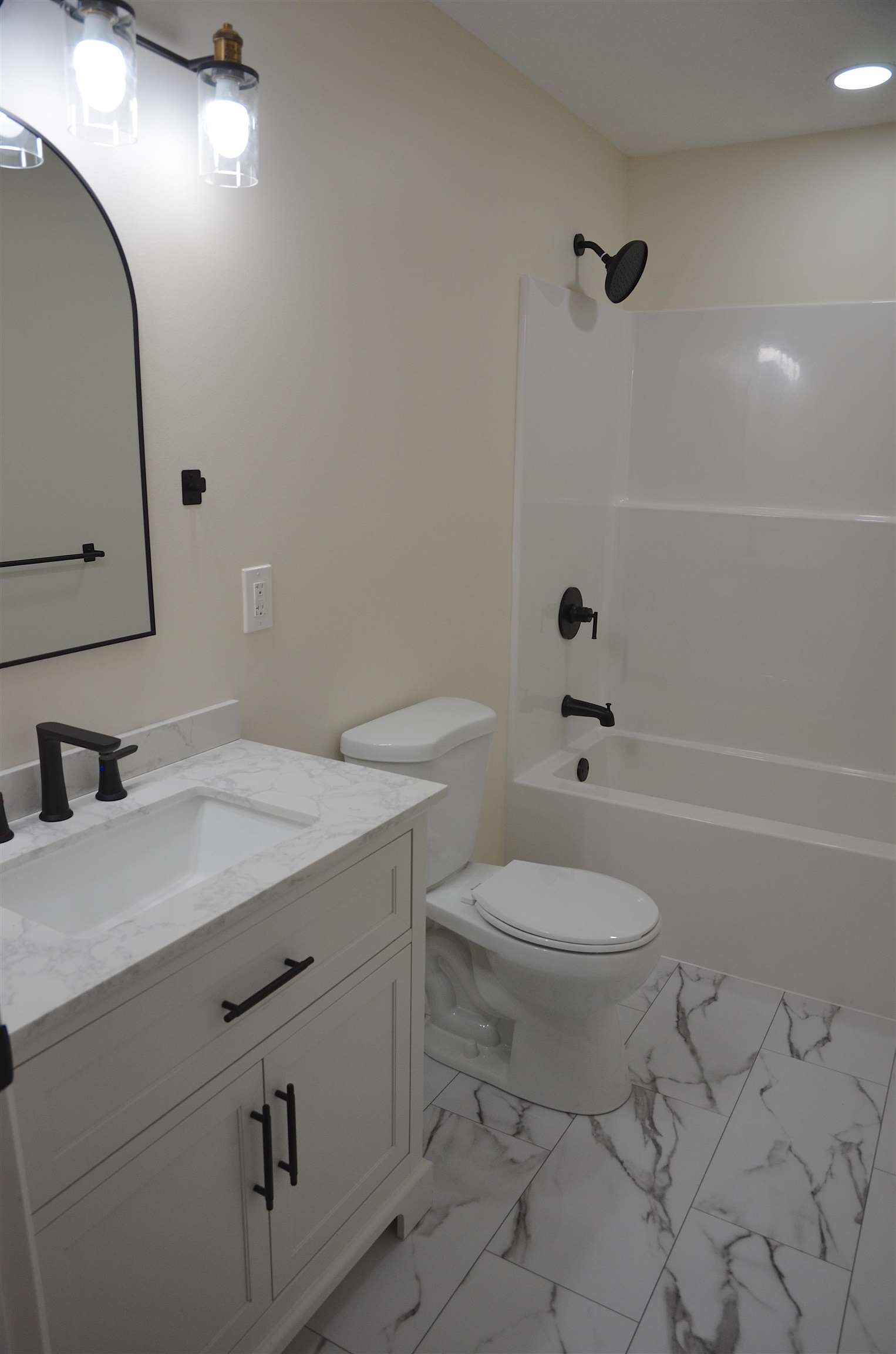 2464 Edith Nankipoo Rd Property Photo 14