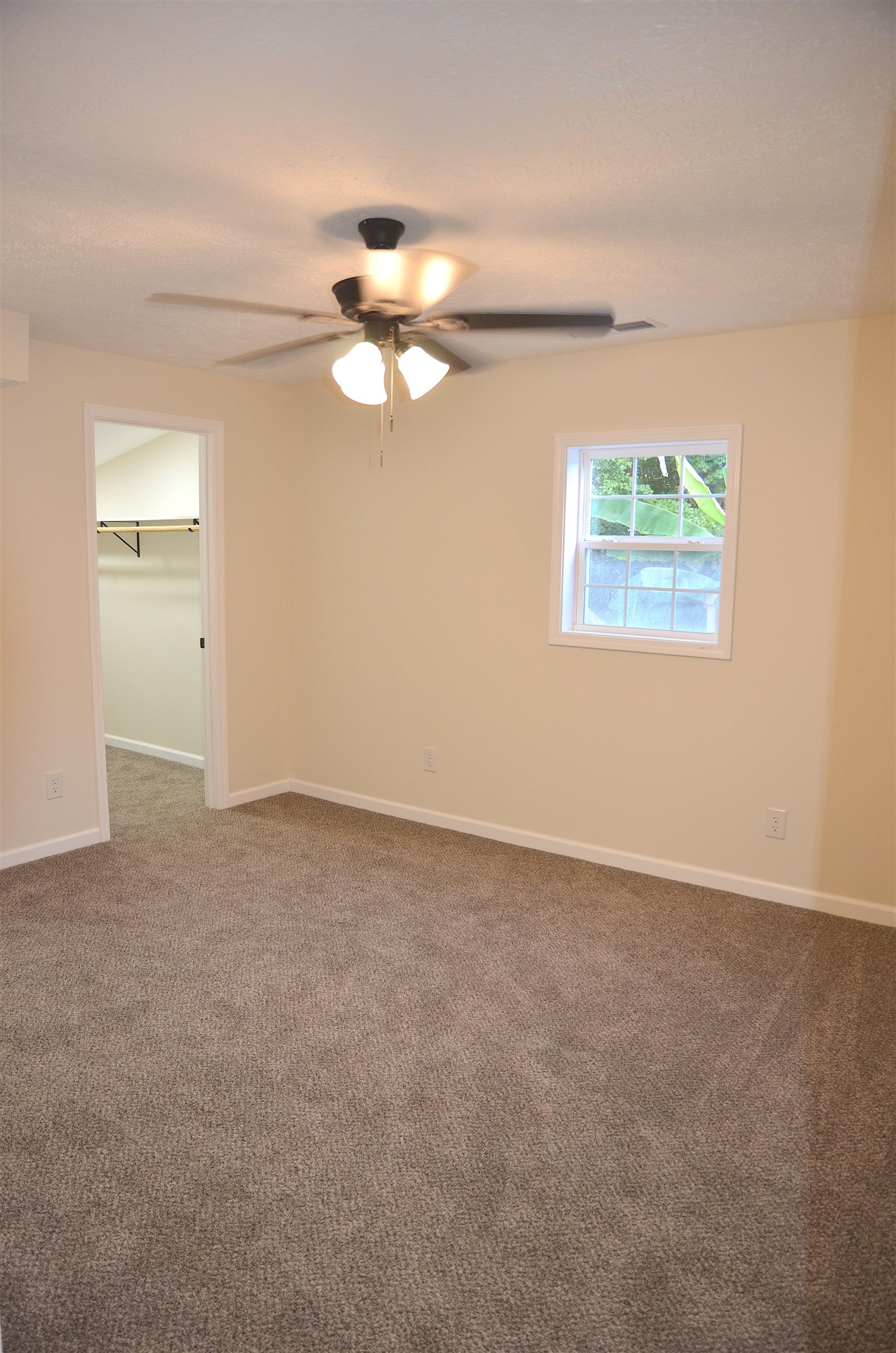 2464 Edith Nankipoo Rd Property Photo 15