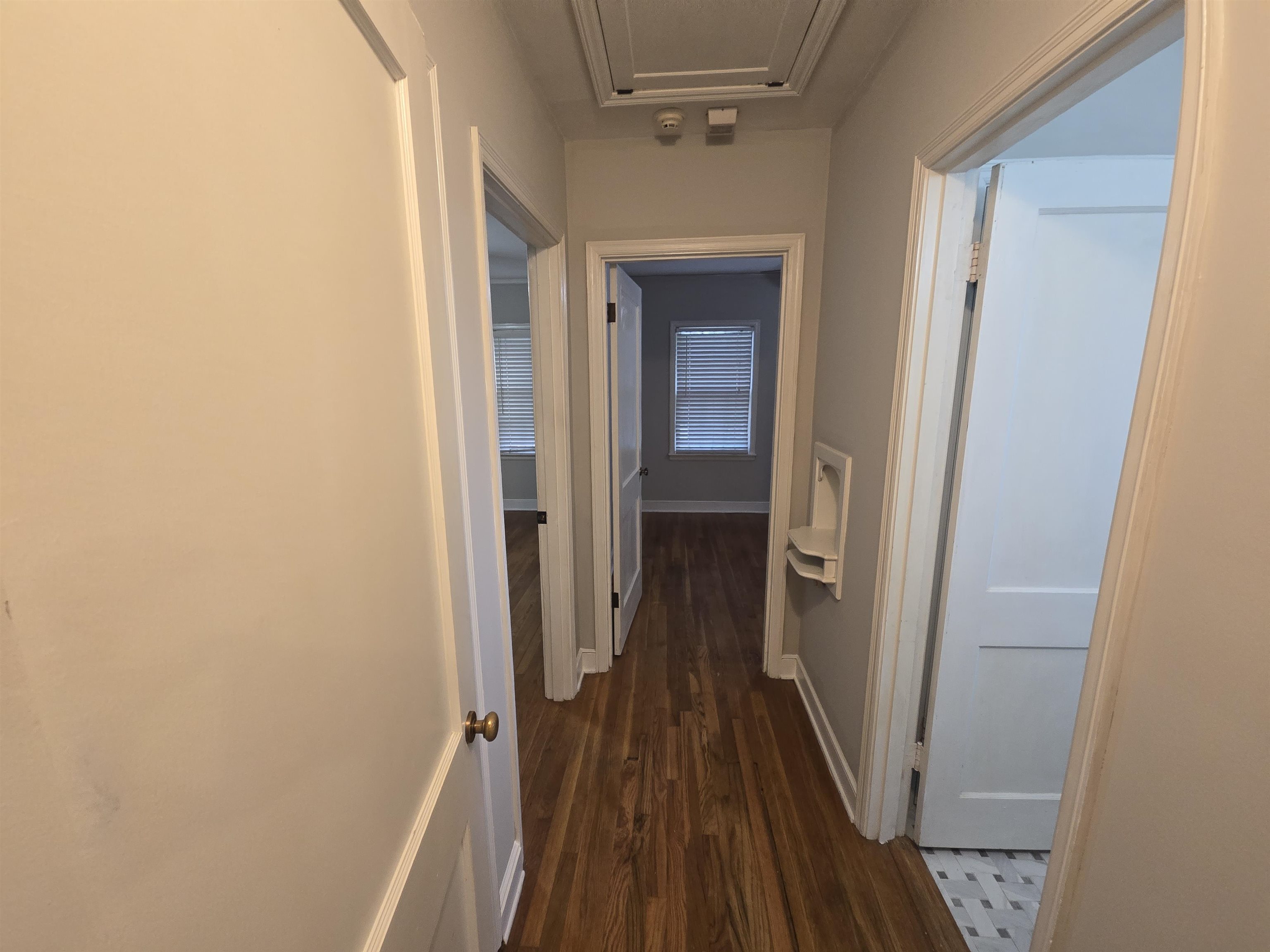 1075 Lorraine St Property Photo 10