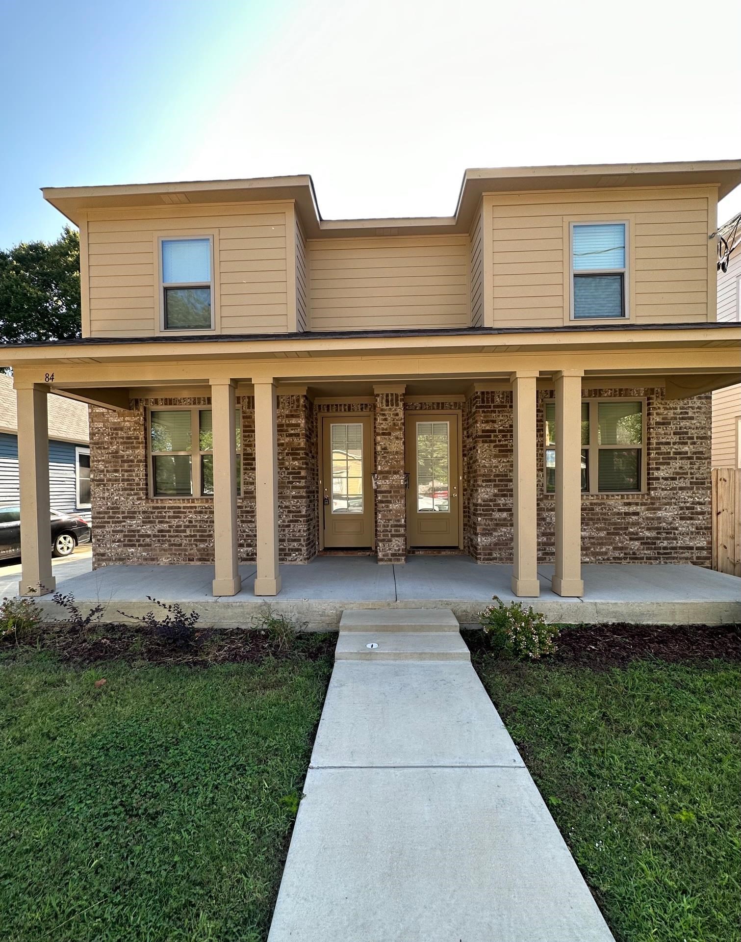 84 N REMBERT ST Property Photo 1