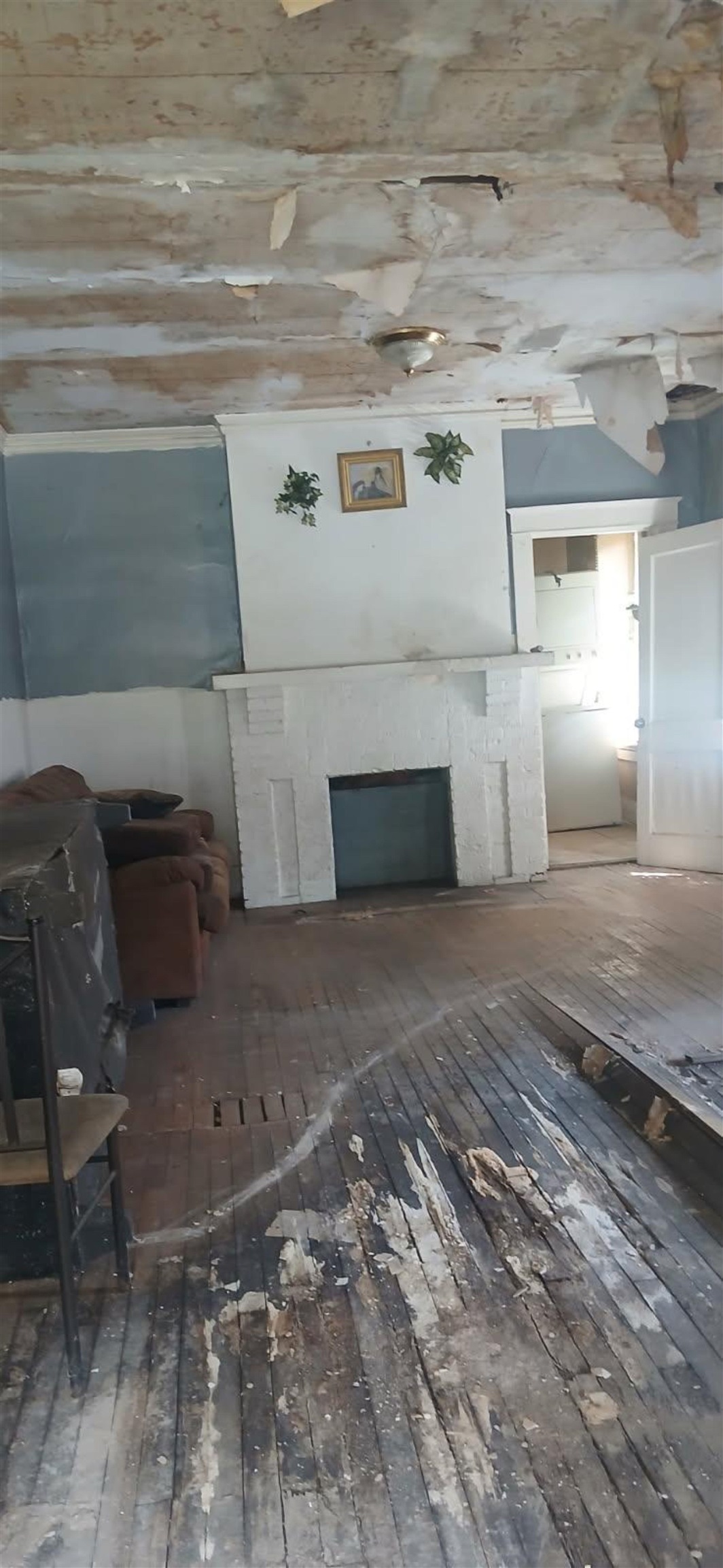 1404 Preston St Property Photo 4